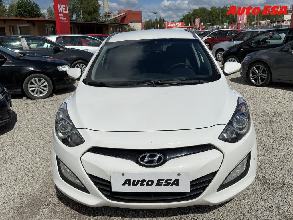 Hyundai i30, 1.6i - fotka 2