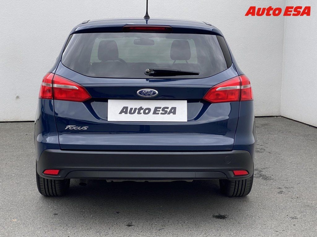 Ford Focus, 1.5 - fotka 5