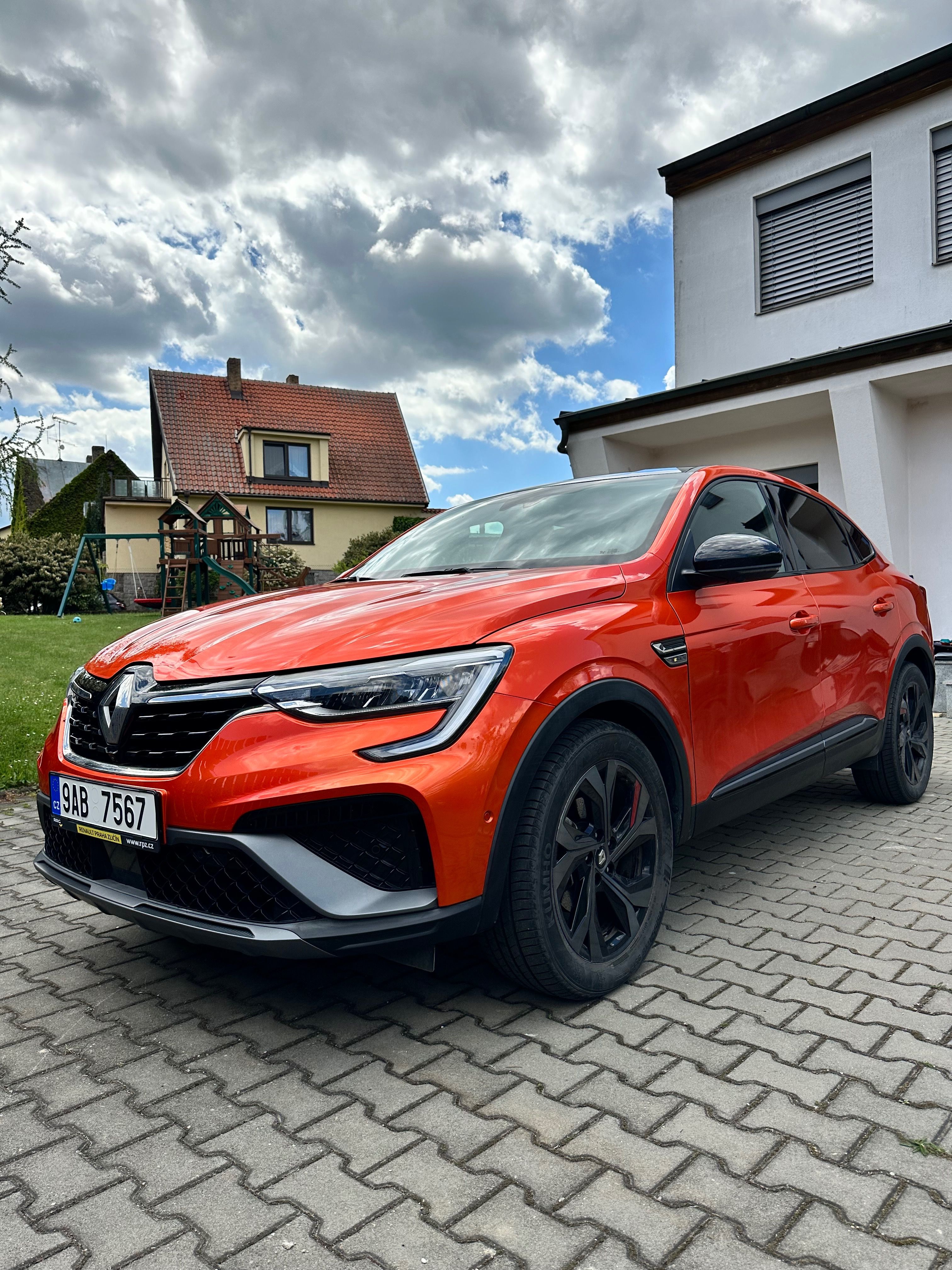 Renault Arkana, Renault Arkana E-TECH, 1.maj.