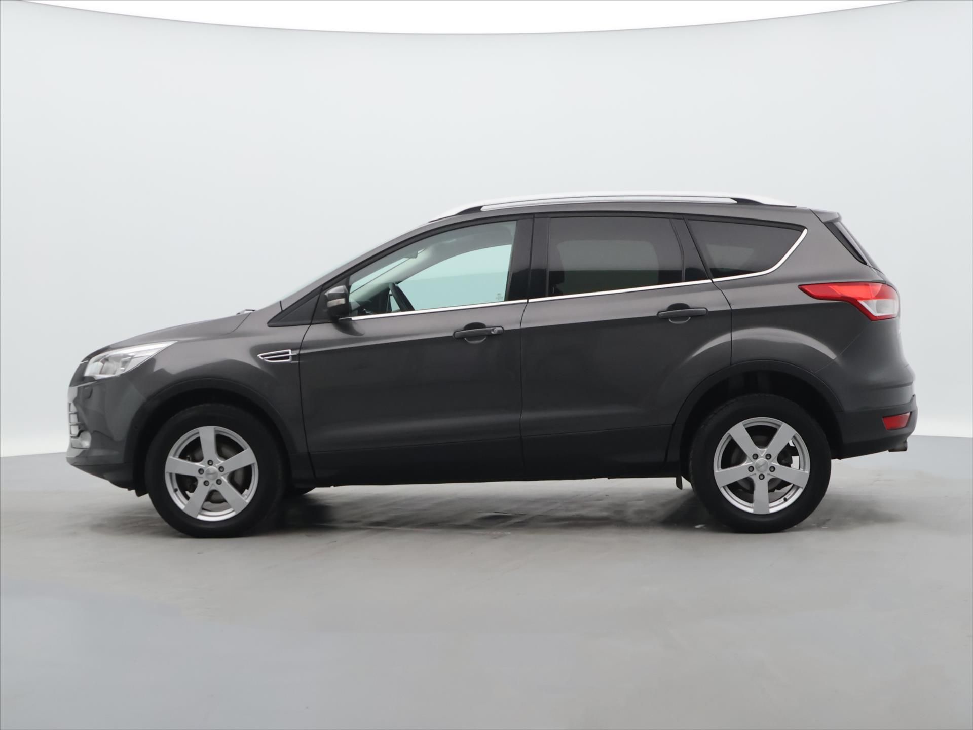 Ford Kuga, 1,5 EcoBoost Titanium - fotka 4