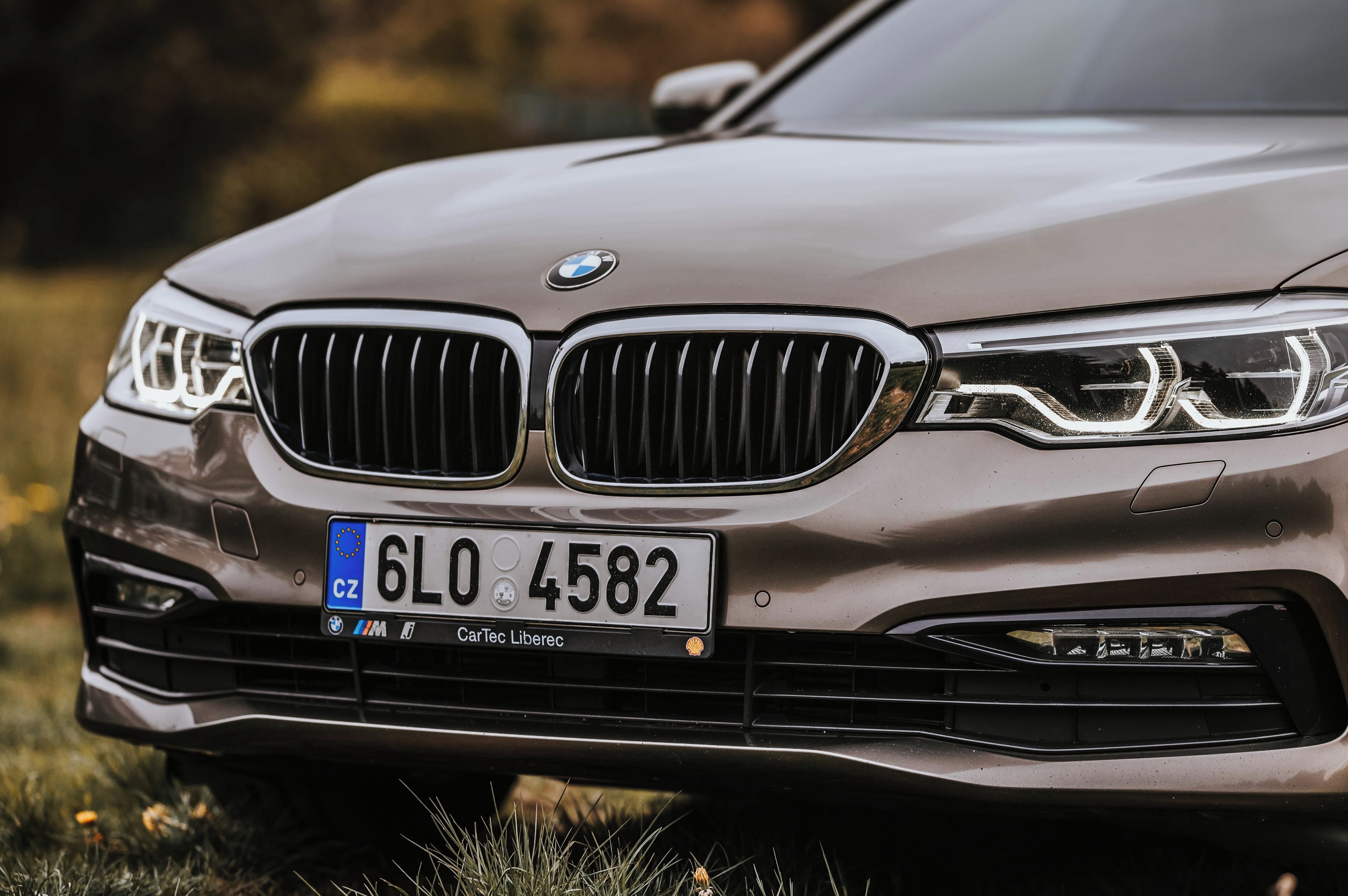 BMW Řada 5, BMW 520D XDrive, Sportline - fotka 5