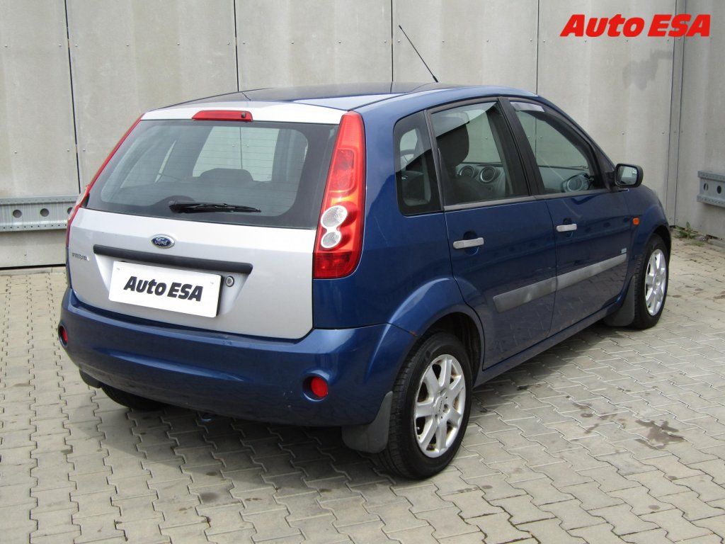 Ford Fiesta, 1.3 i - fotka 4