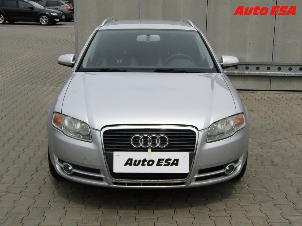 Audi A4, 2.0 TDI - fotka 2