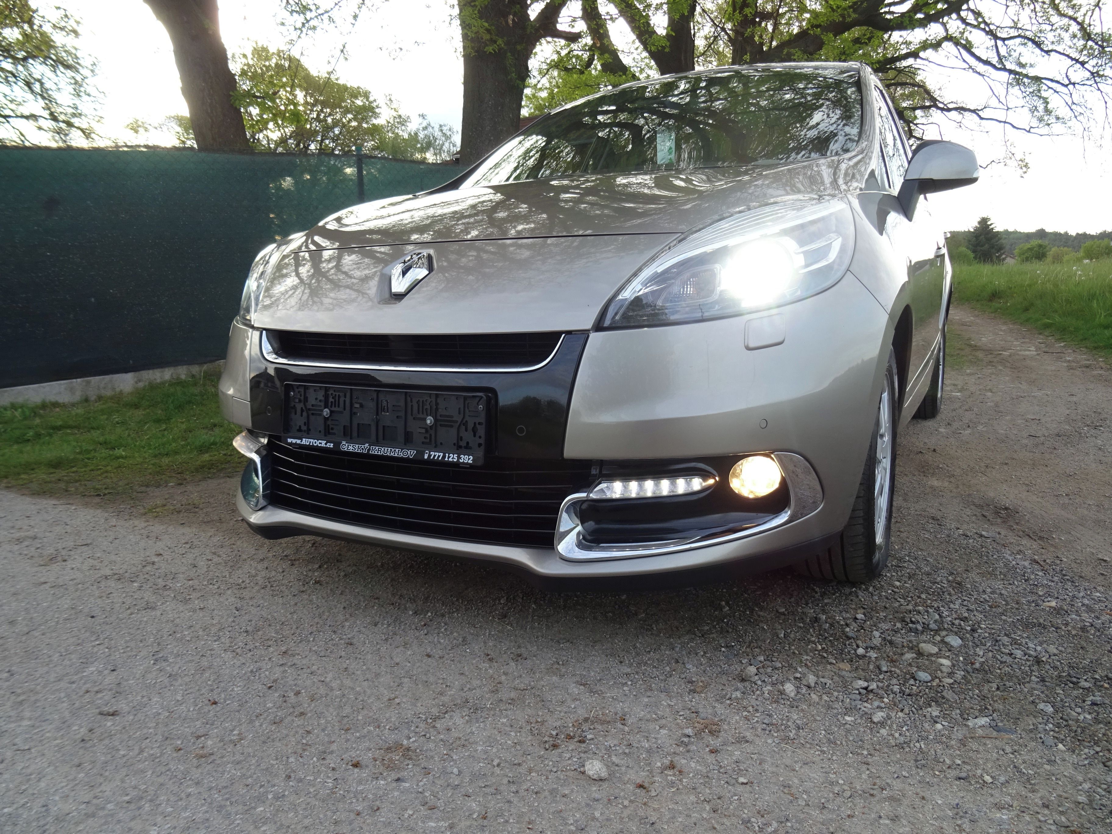 Renault Scénic, 1,5 dCi 81kW pěkná výb. tažné