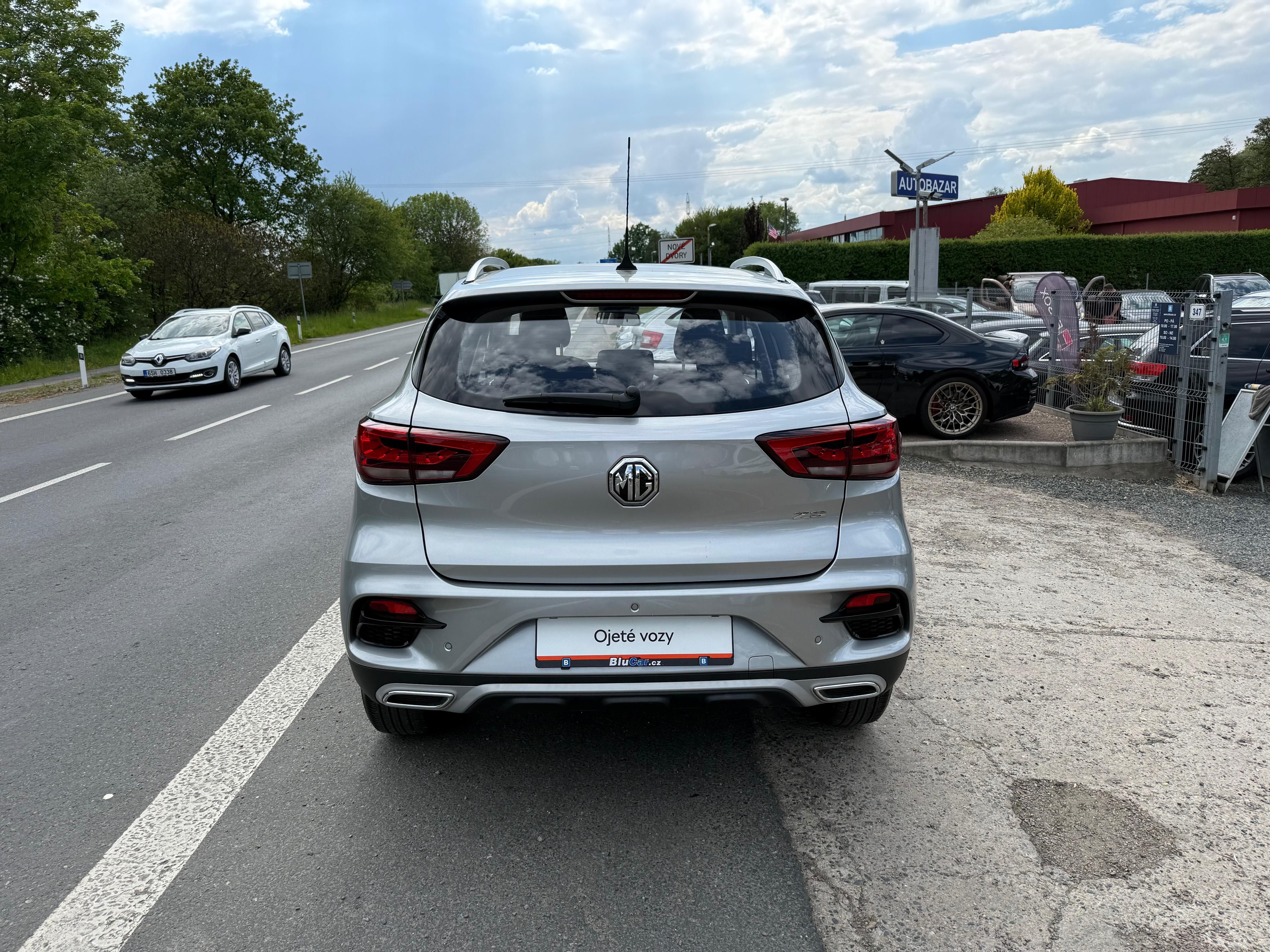 MG ZS, 1.5 i MT Essential ČR - fotka 5