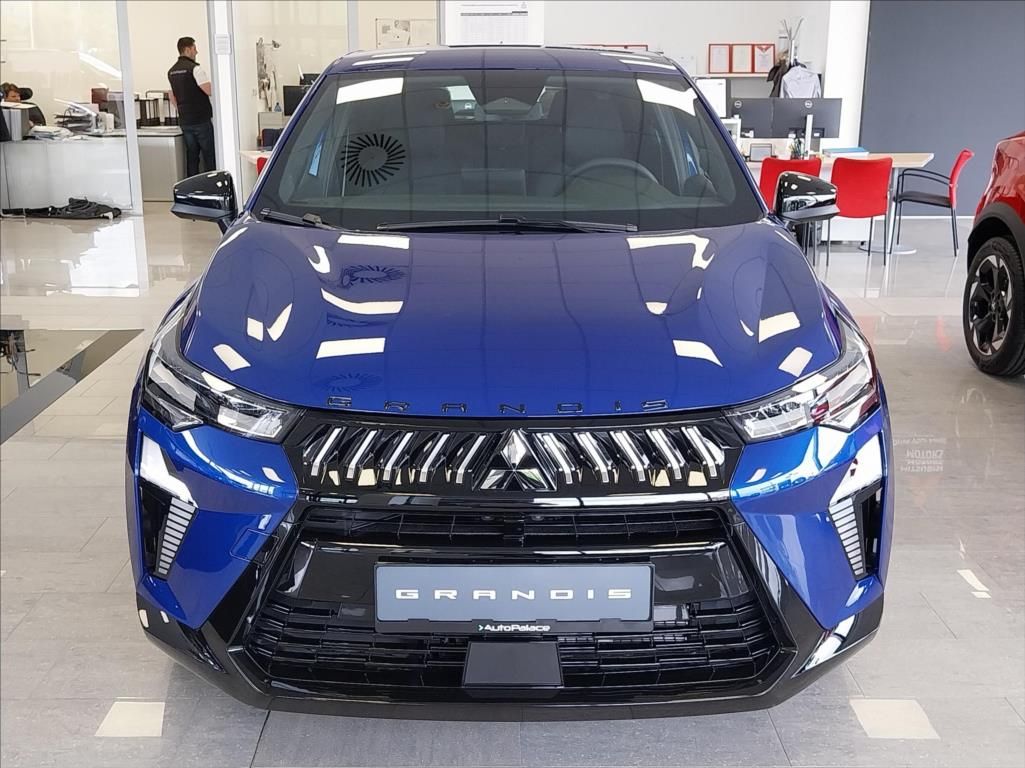 Mitsubishi Grandis, 1.3 6MT M-HYBRID  INVITE+ - fotka 3