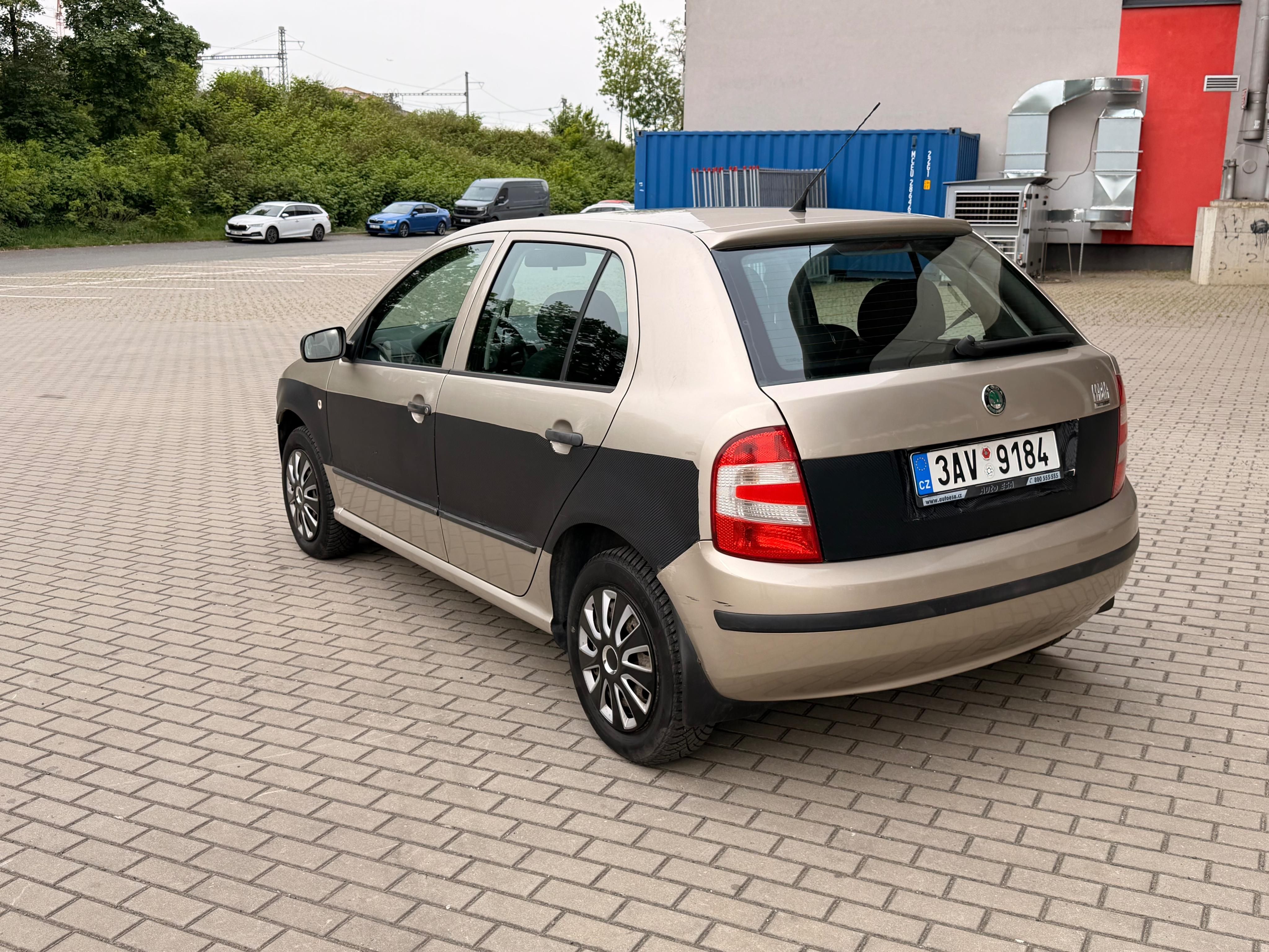 Škoda Fabia, 1.2HTP 40kw NOVÁ STK - fotka 3