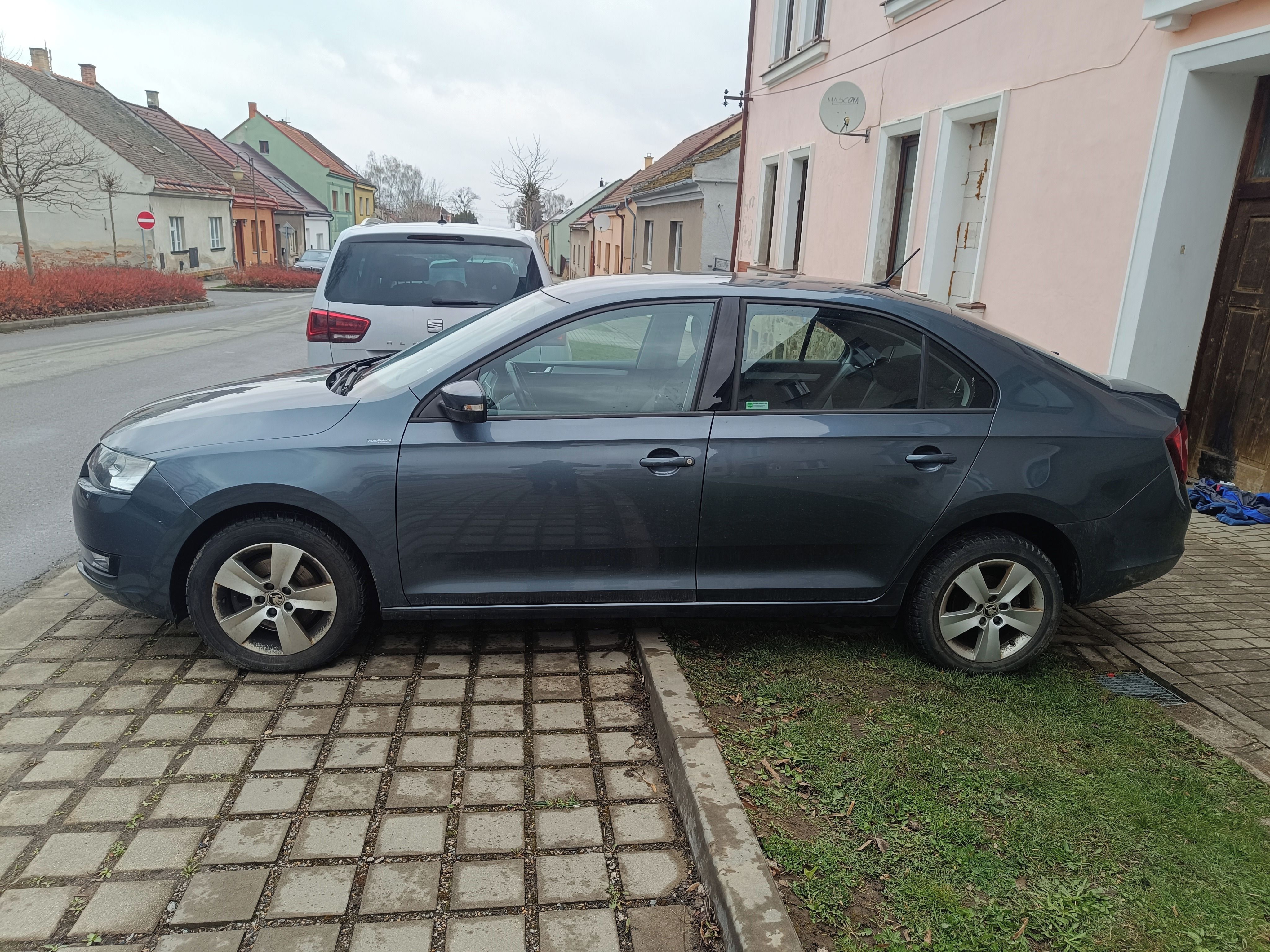 Škoda Rapid, Škoda Rapid, 1,0, 81ks - fotka 2