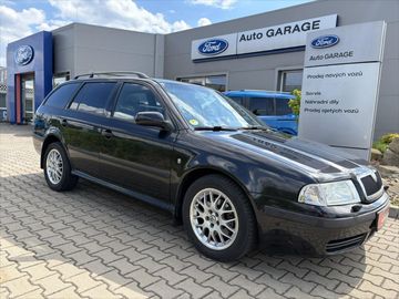 1,9 TDI  81 kW XenonyTažné z.