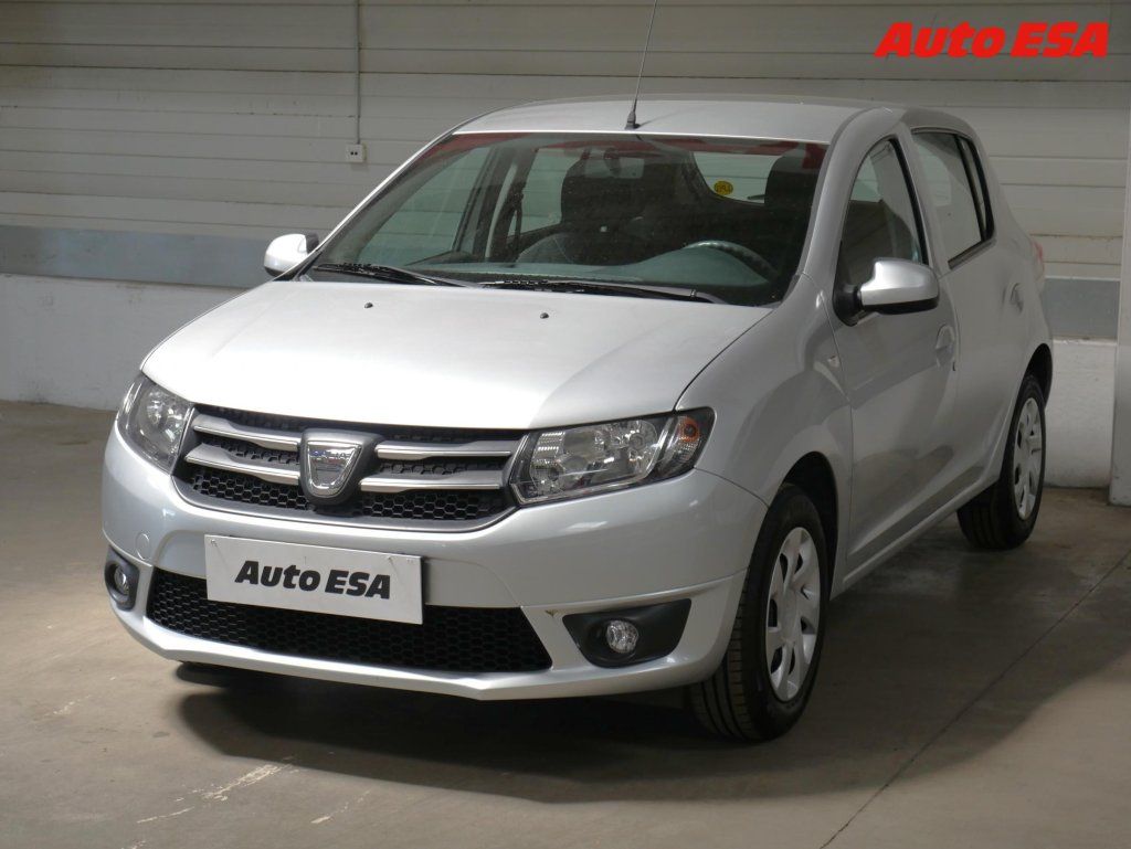 Dacia Sandero, 1.2i,2.maj,ČR,AC - fotka 3