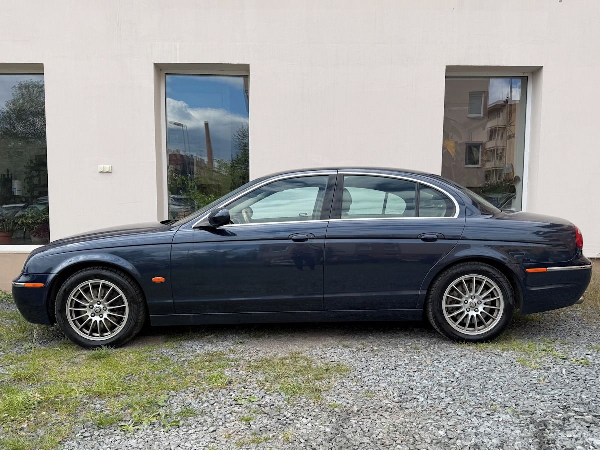 Jaguar S-Type, 2.7 D 152kW - fotka 5