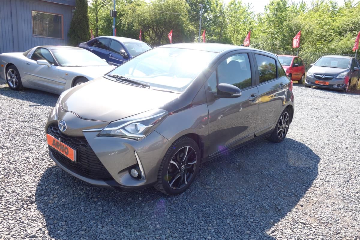 Toyota Yaris, 1,5 i, ČR, HYBRID, SELECTION. - fotka 2