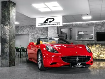 Ferrari California, ROSSO CORSA/KAMERA/