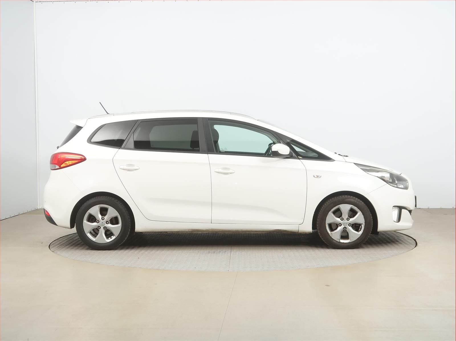Kia Carens, 1.7 CRDi, Automat - fotka 6