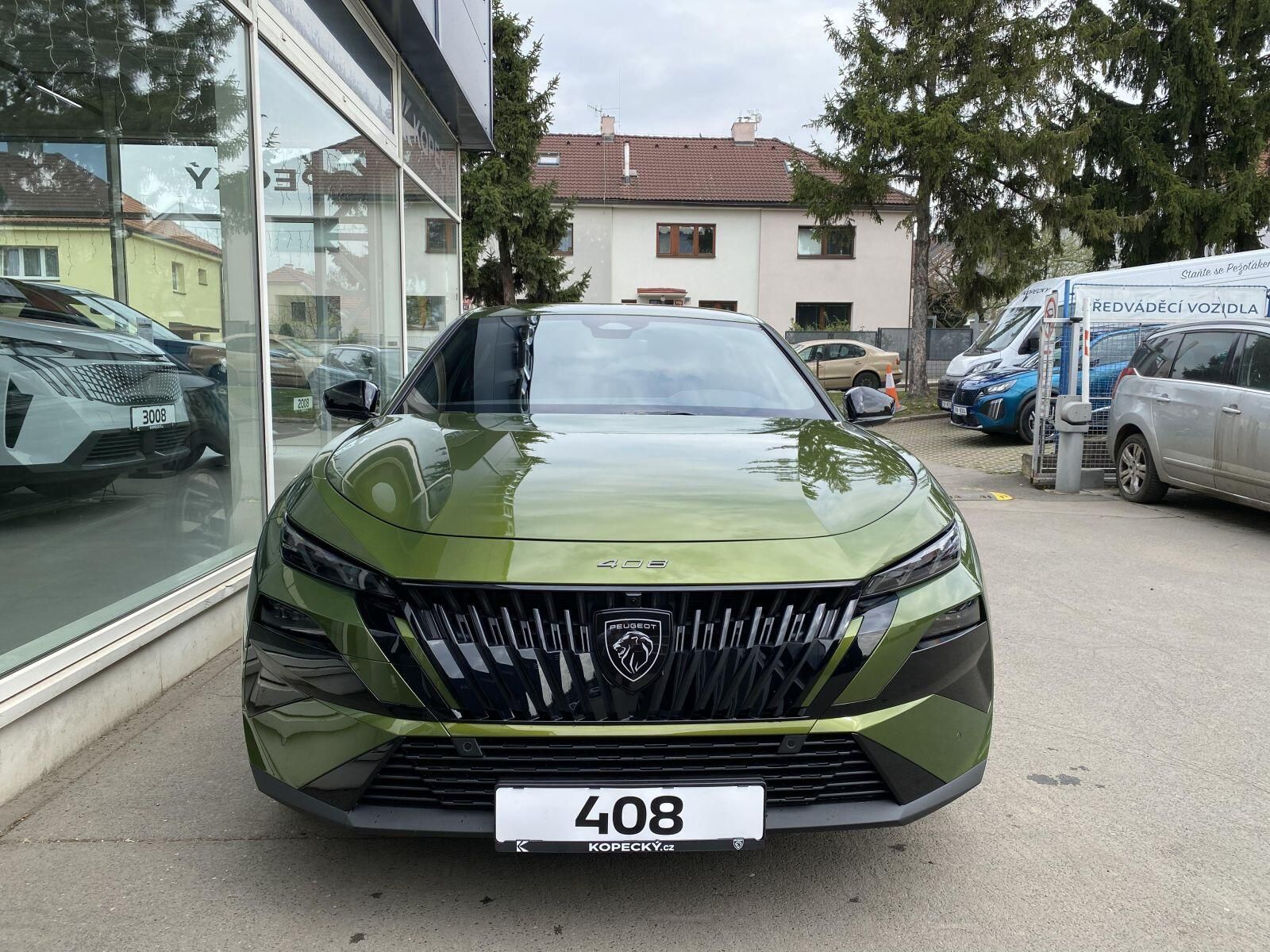 Peugeot 408, GT Plug-in HYBRID 240 e-DCS7 - fotka 2