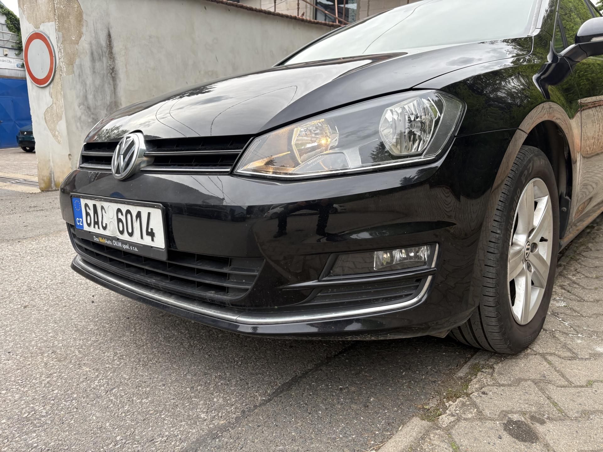 Volkswagen Golf, kombi 2,0TDI Bluemotion - fotka 5