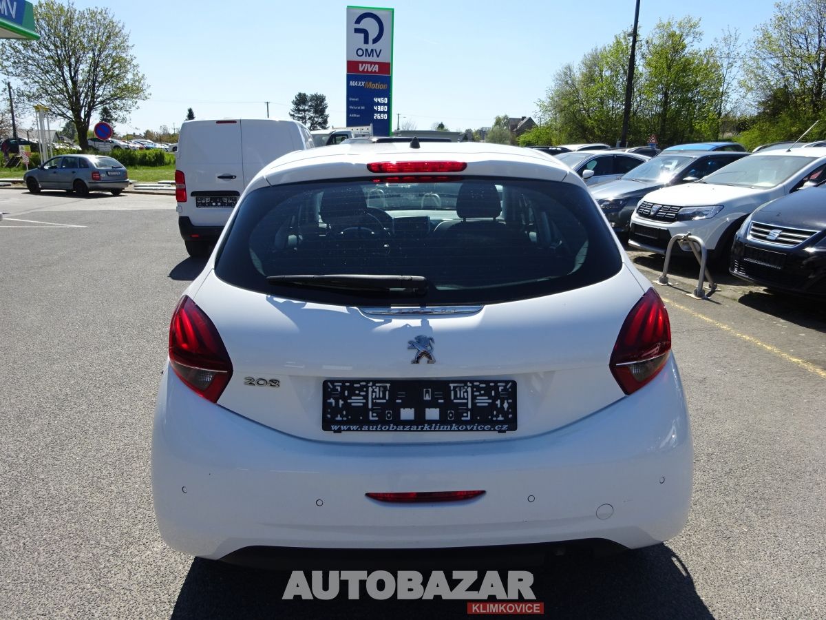 Peugeot 208, 1,2, B - fotka 5