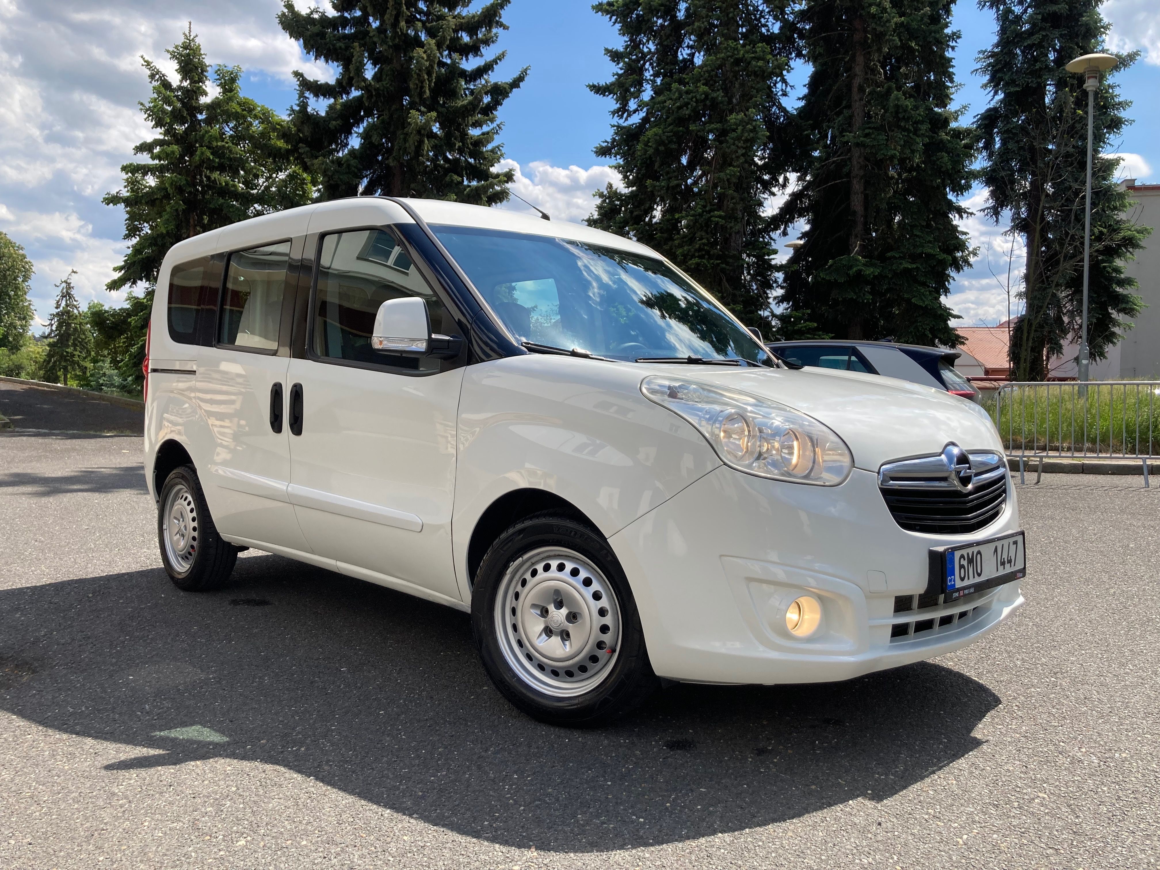 Opel Combo, 1.6CDTi 88kW COSMO Tažné DPH