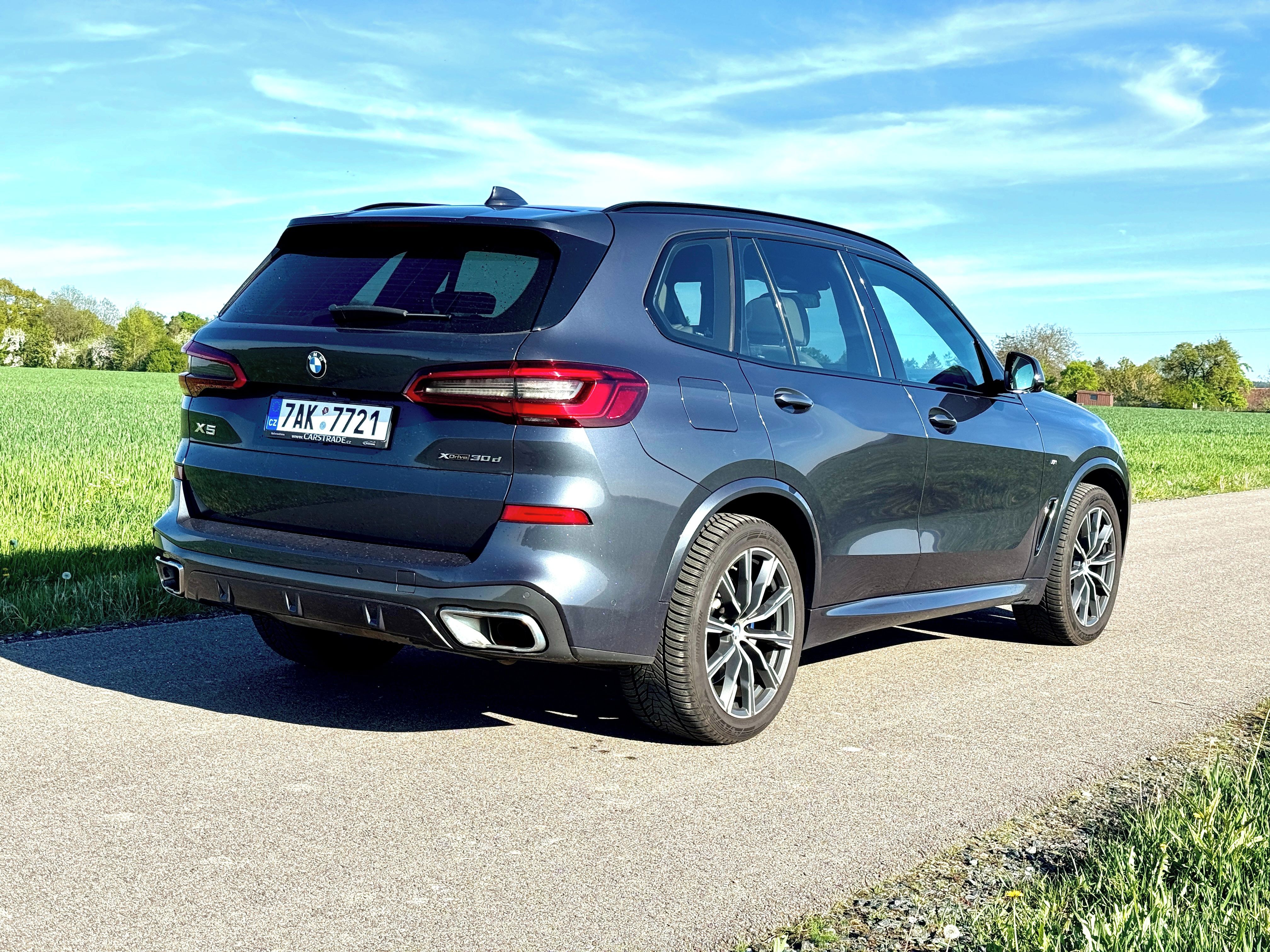 BMW X5, 3.0d INDIVIDUAL M ČR MASÁŽE - fotka 3