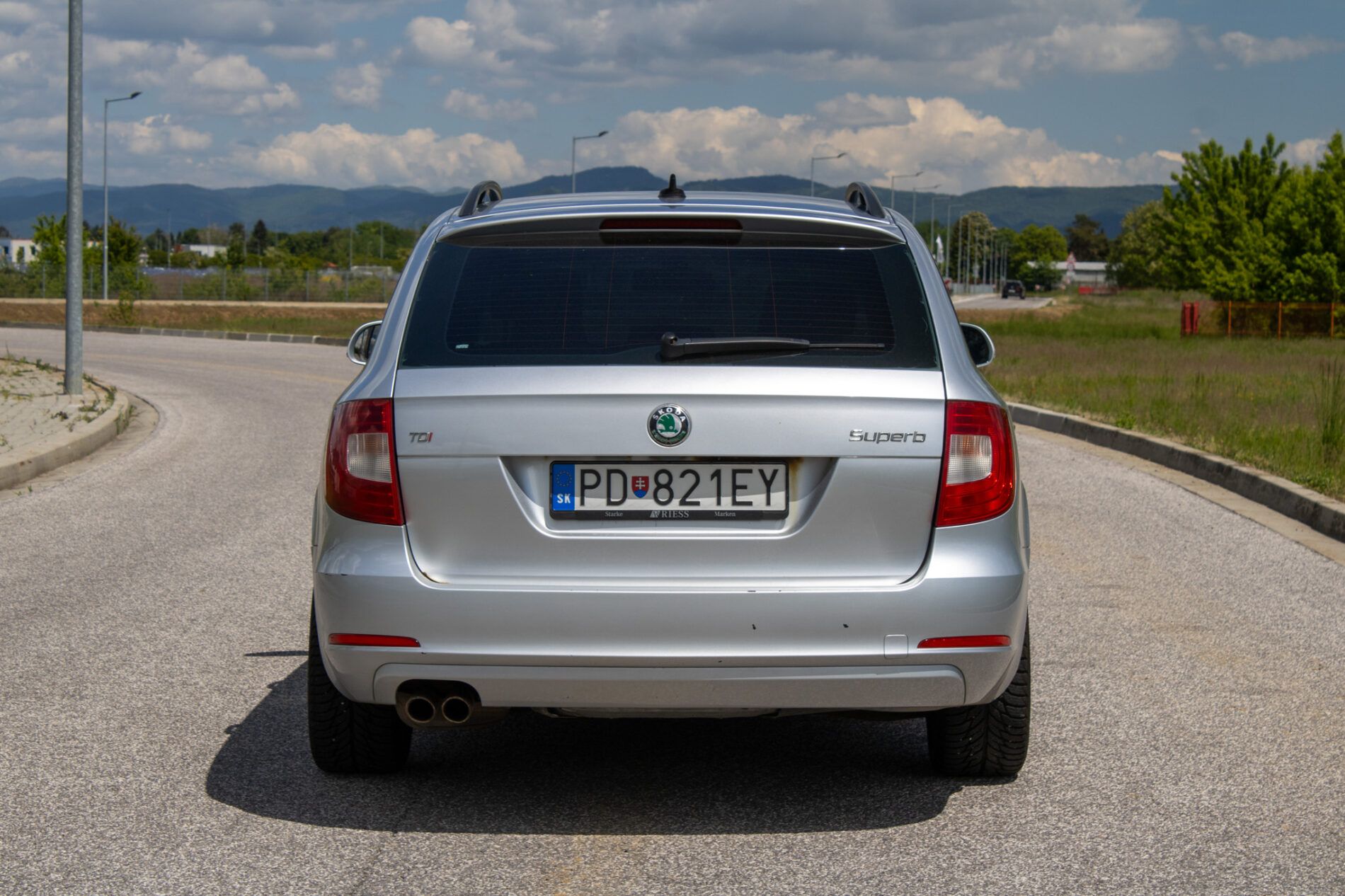 Škoda Superb - fotka 6