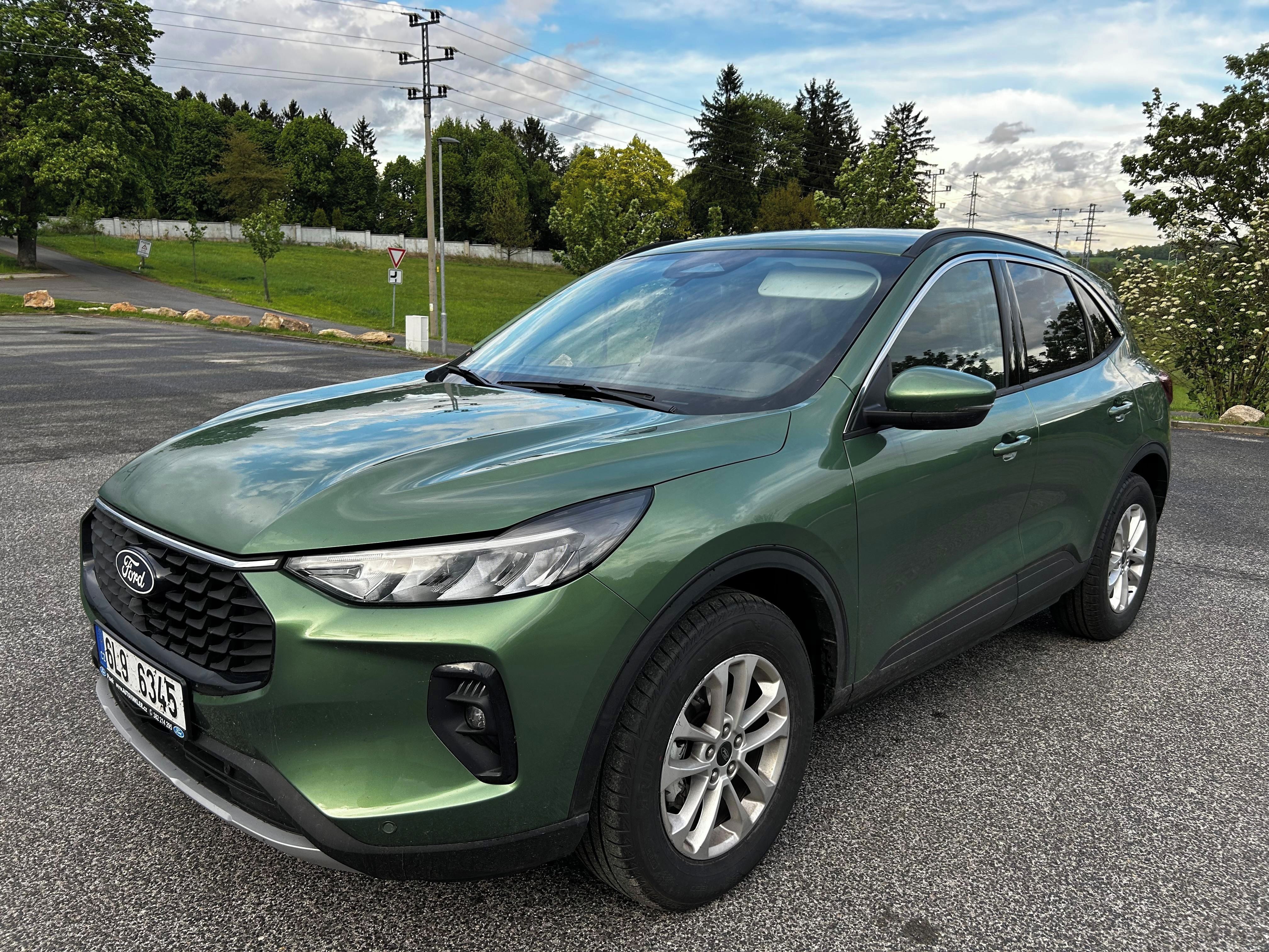 Ford Kuga, Titanium 2.5 HEV 132kW