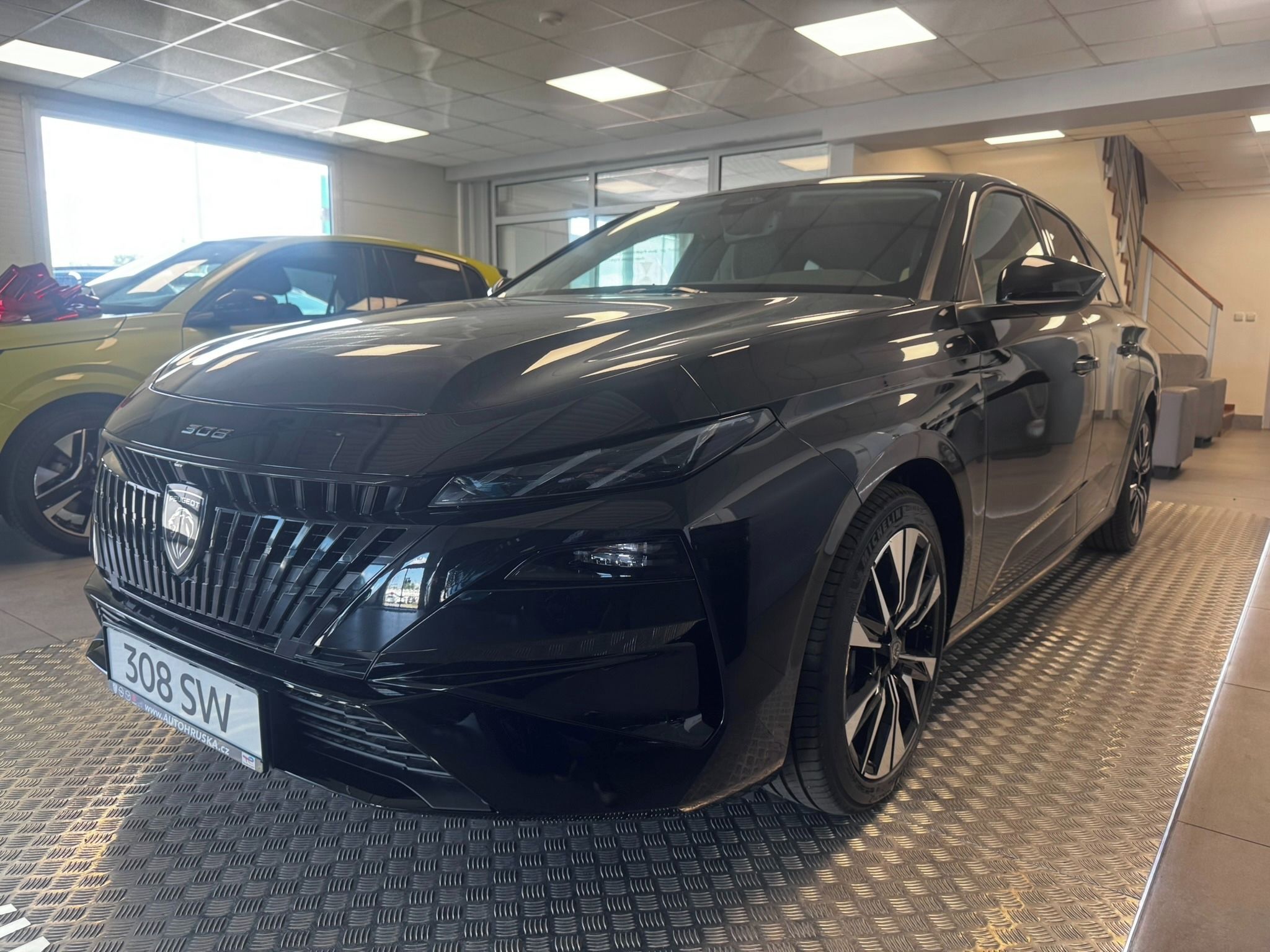 Peugeot 308, SW ALLURE Hybrid 145 e-DCS6 - fotka 2