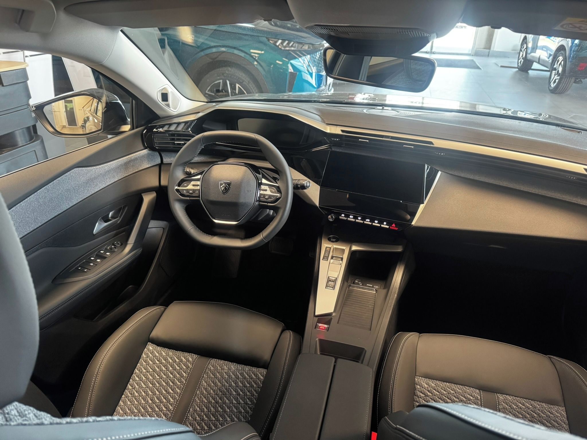 Peugeot 308, SW ALLURE Hybrid 145 e-DCS6 - fotka 6