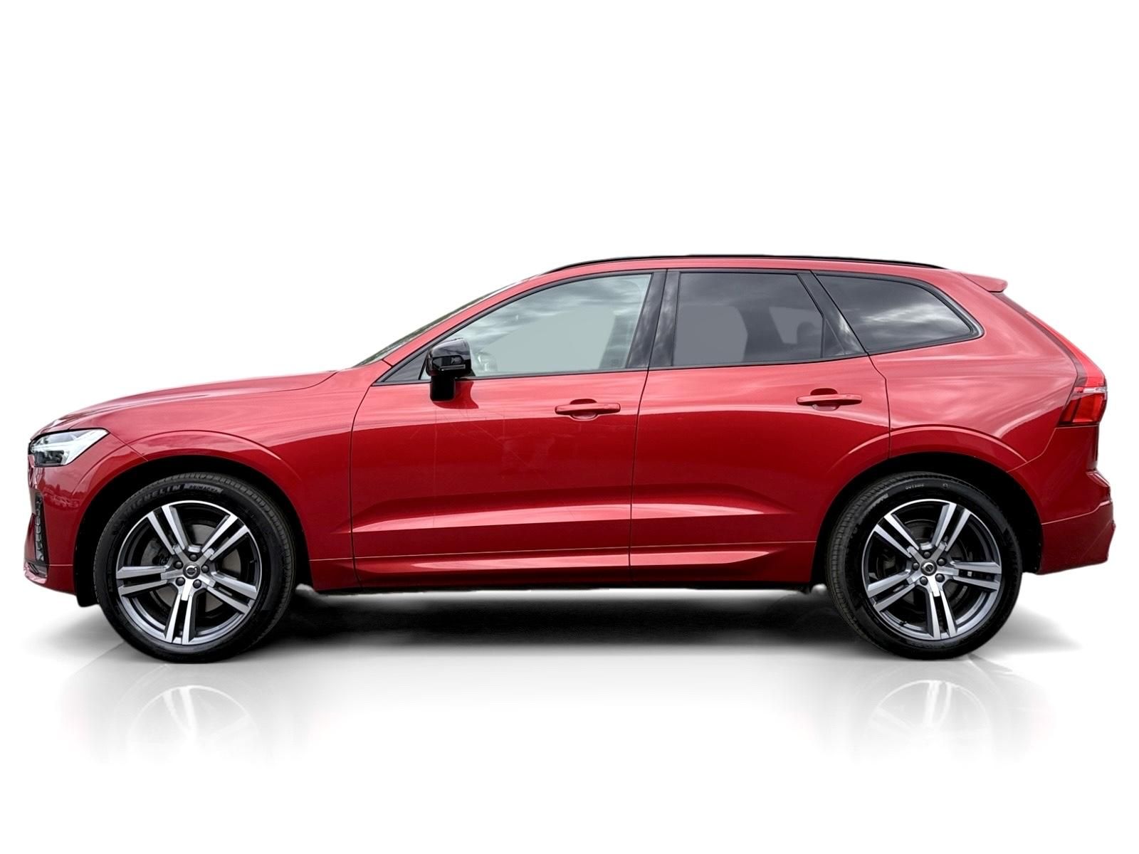 Volvo XC60, B5 AWD (benzín) // PLUS DARK - fotka 2