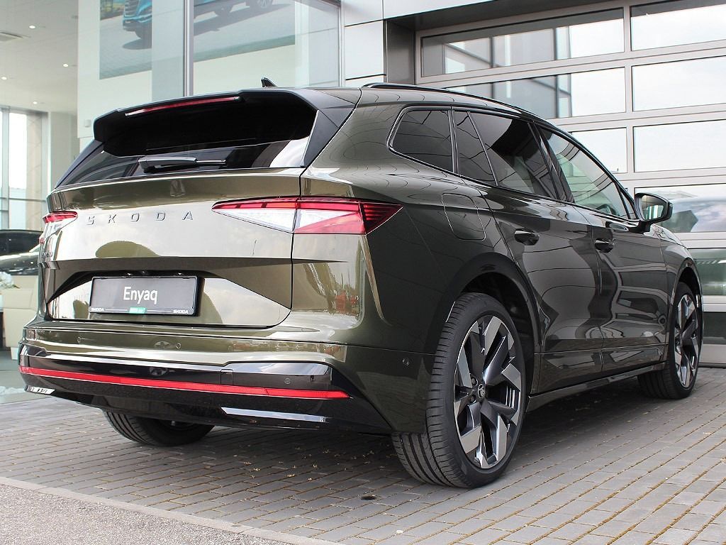 Škoda Enyaq, 84kWh 250kW 4x4 RS, 533567 - fotka 3
