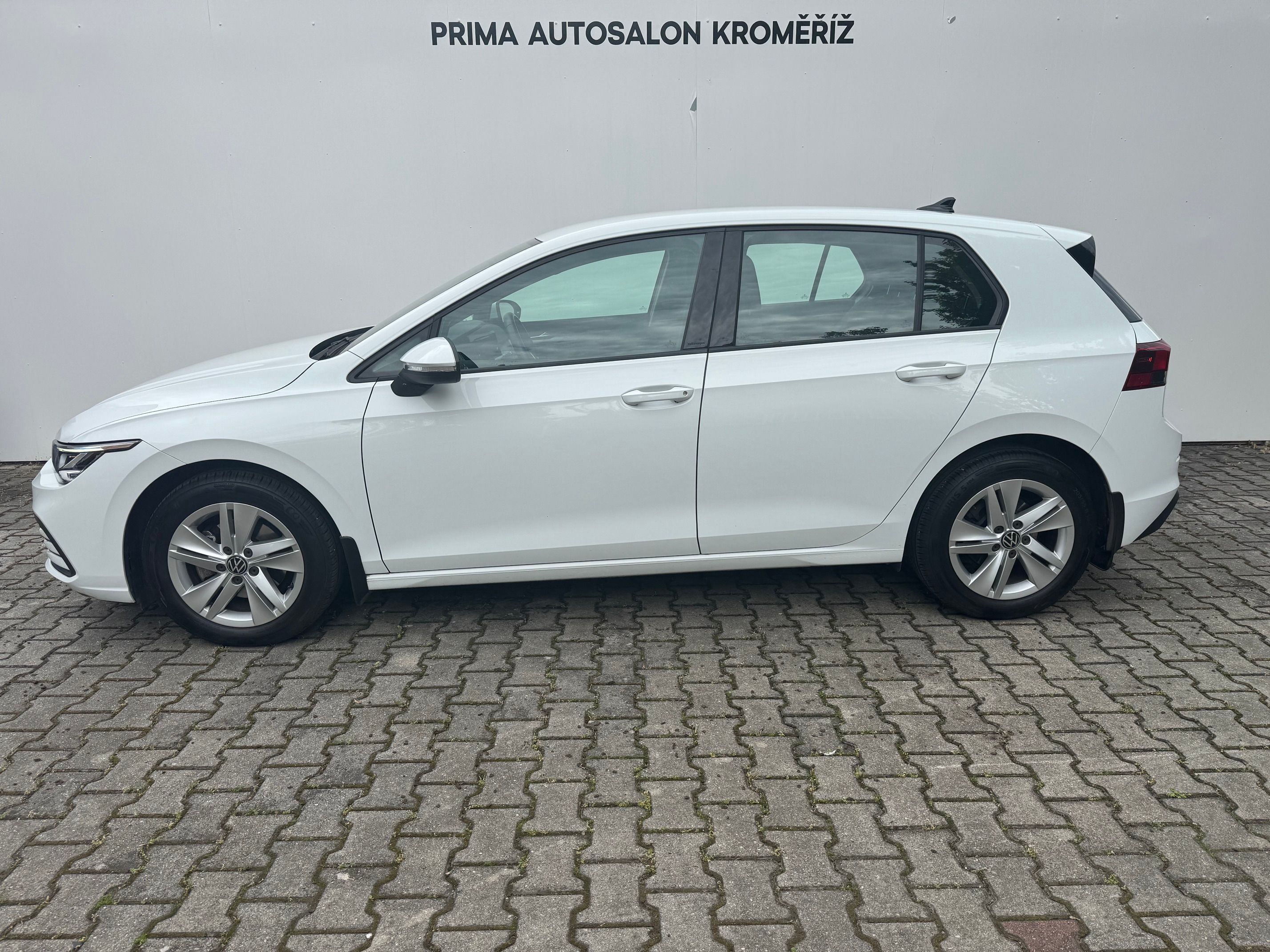 Volkswagen Golf, 1,0TSi81kw krásný stav 27500km