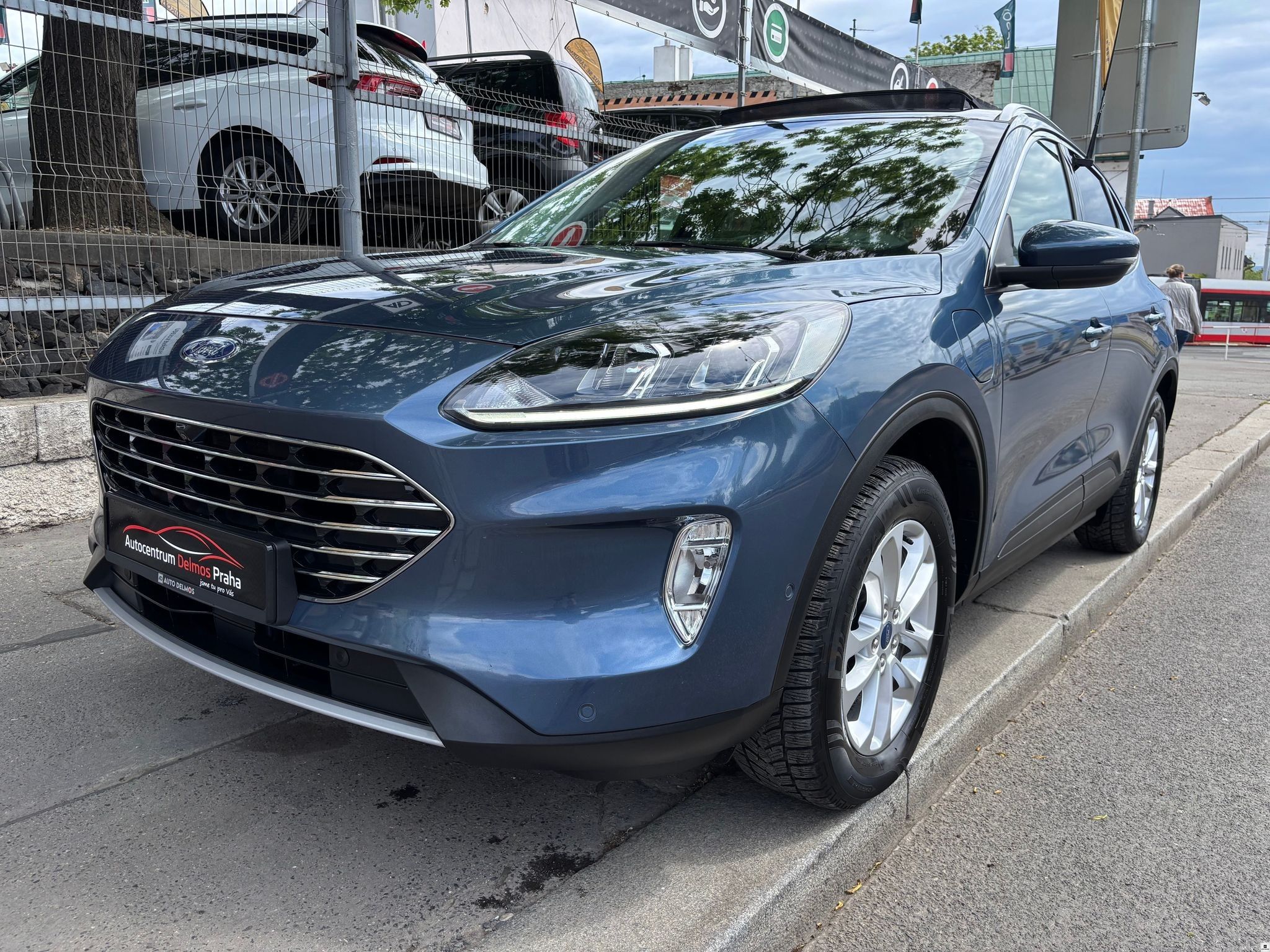 Ford Kuga, 2.5PHEV/2023/TITANIUN X-1MAJ-Z