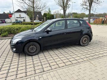 Hyundai i30 1.4i 80kW