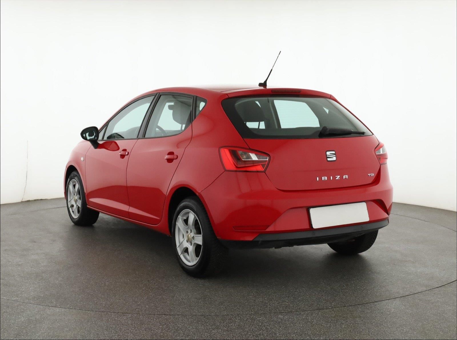 Seat Ibiza, 1.4 TDI, Navi - fotka 4