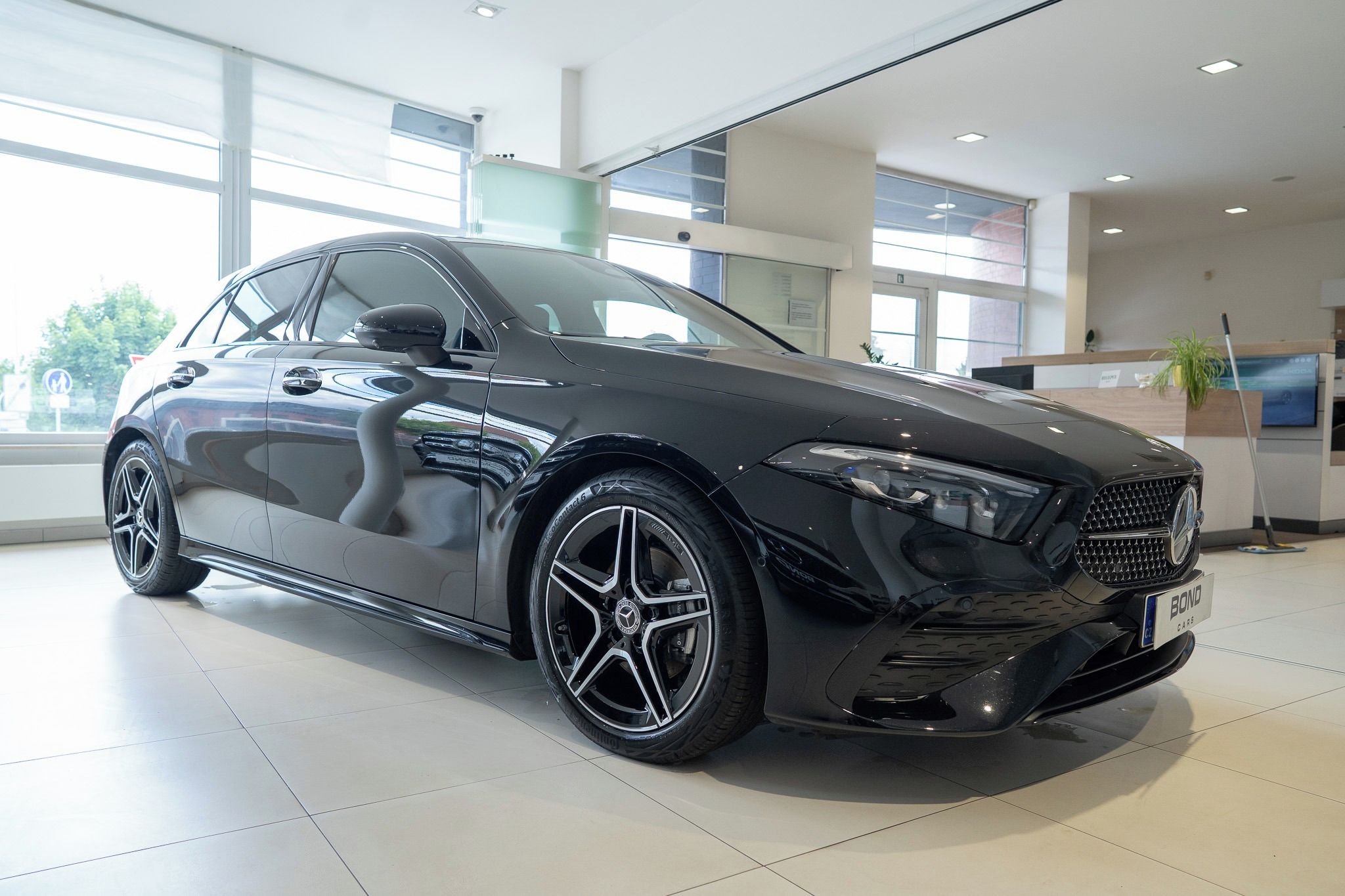 Mercedes-Benz Třídy A, 200 d/AMG/360/MULTIBEAM/TOP - fotka 2