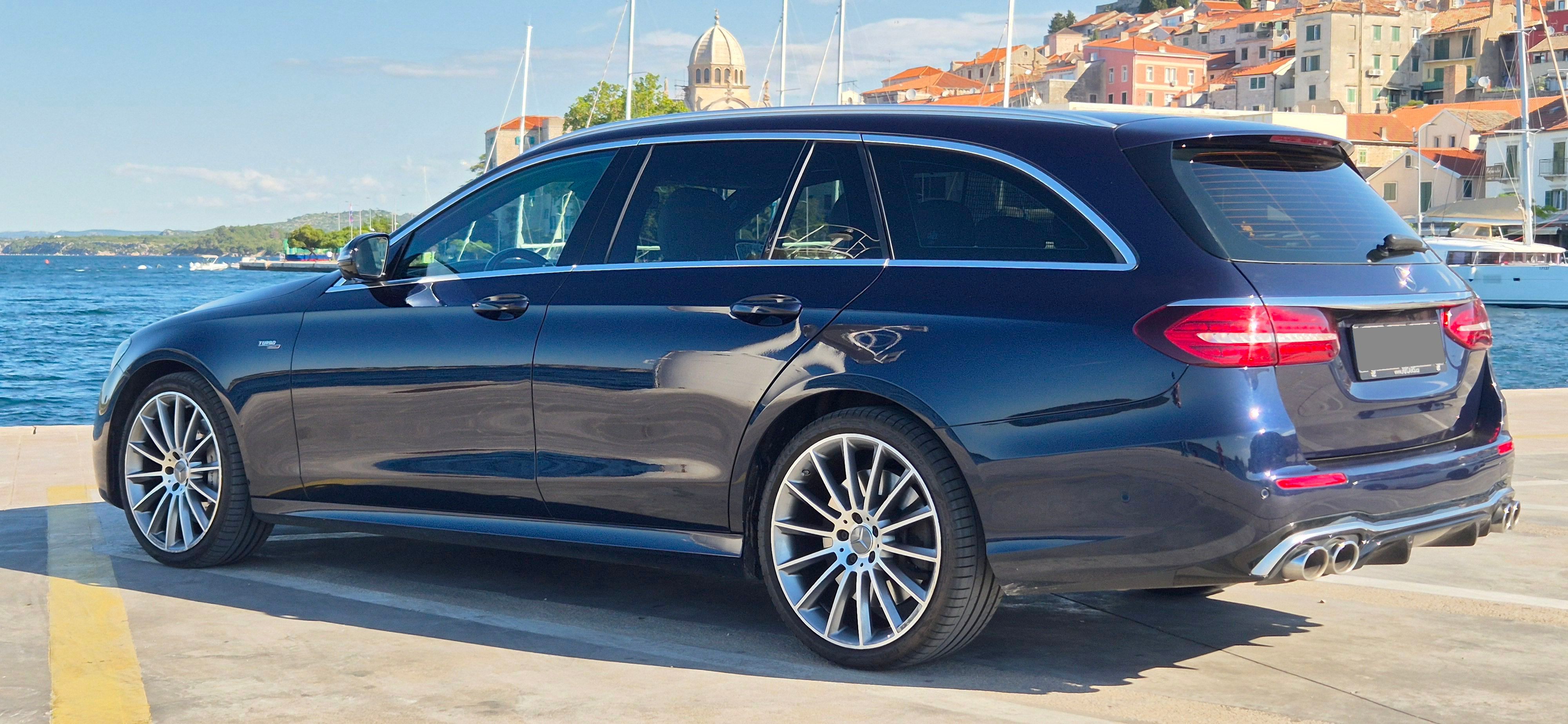 Mercedes-Benz Třídy E, 53 AMG 4M+ T - fotka 6