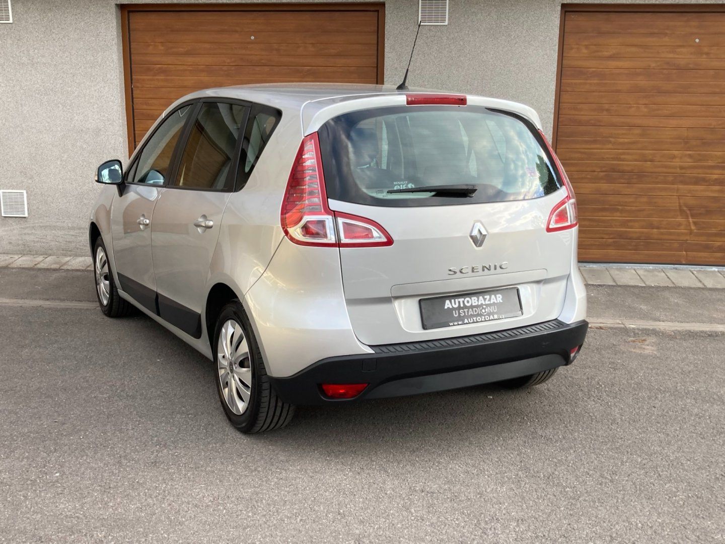 Renault Scénic, 1,6 16V Top stav - fotka 5