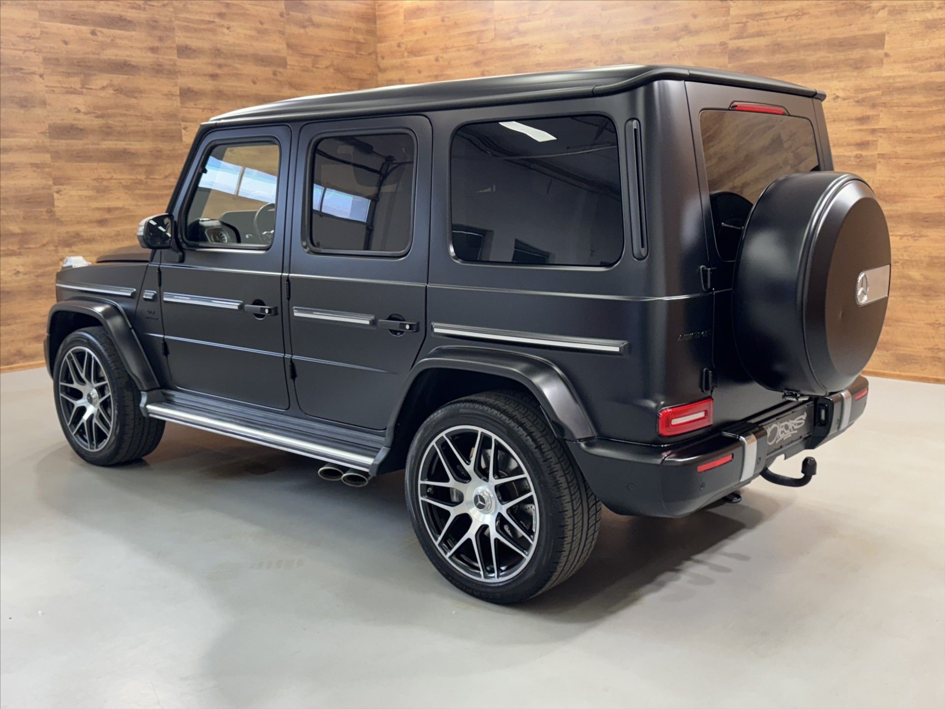 Mercedes-Benz Třídy G, 63 AMG STRONGER THAT TIME - fotka 2