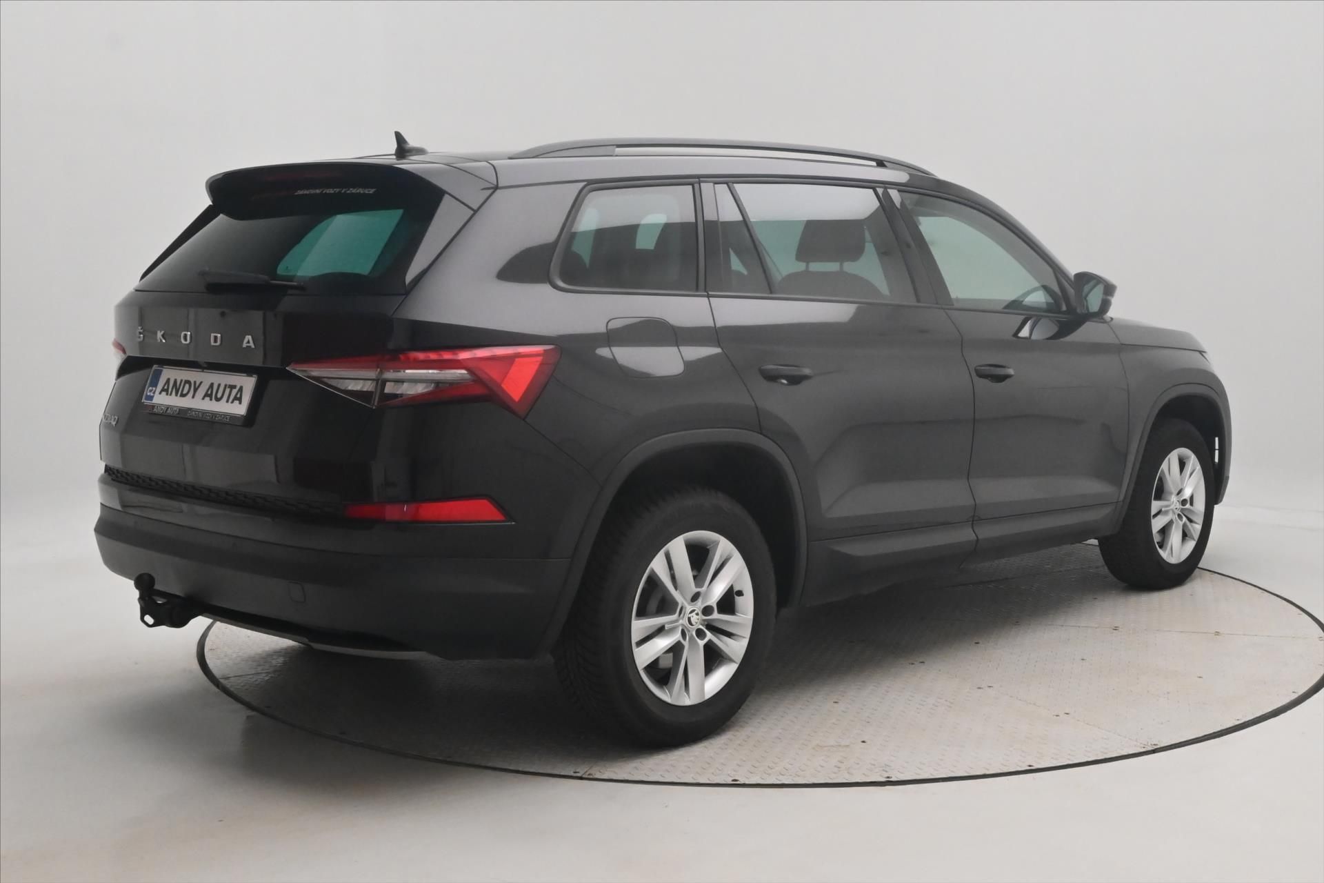 Škoda Kodiaq, 2,0 TDI 110kW DSG 7 míst VŮZ P - fotka 5