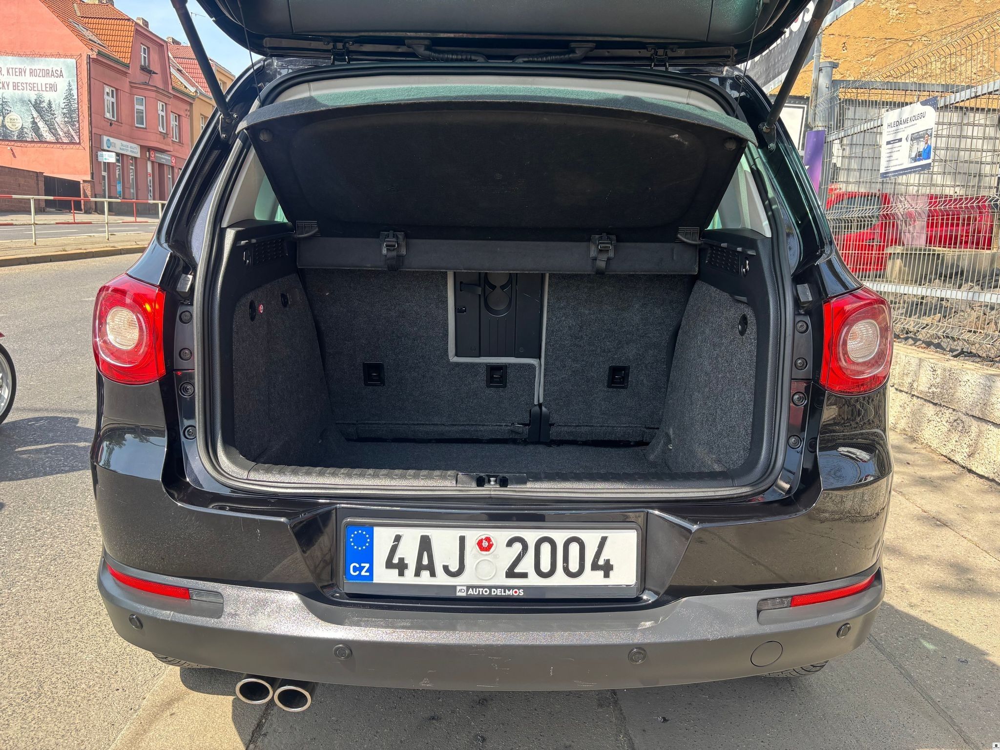 Volkswagen Tiguan, 2.0TD/2010/CZ-SPORT-TAŽNÉ-MAN6 - fotka 6