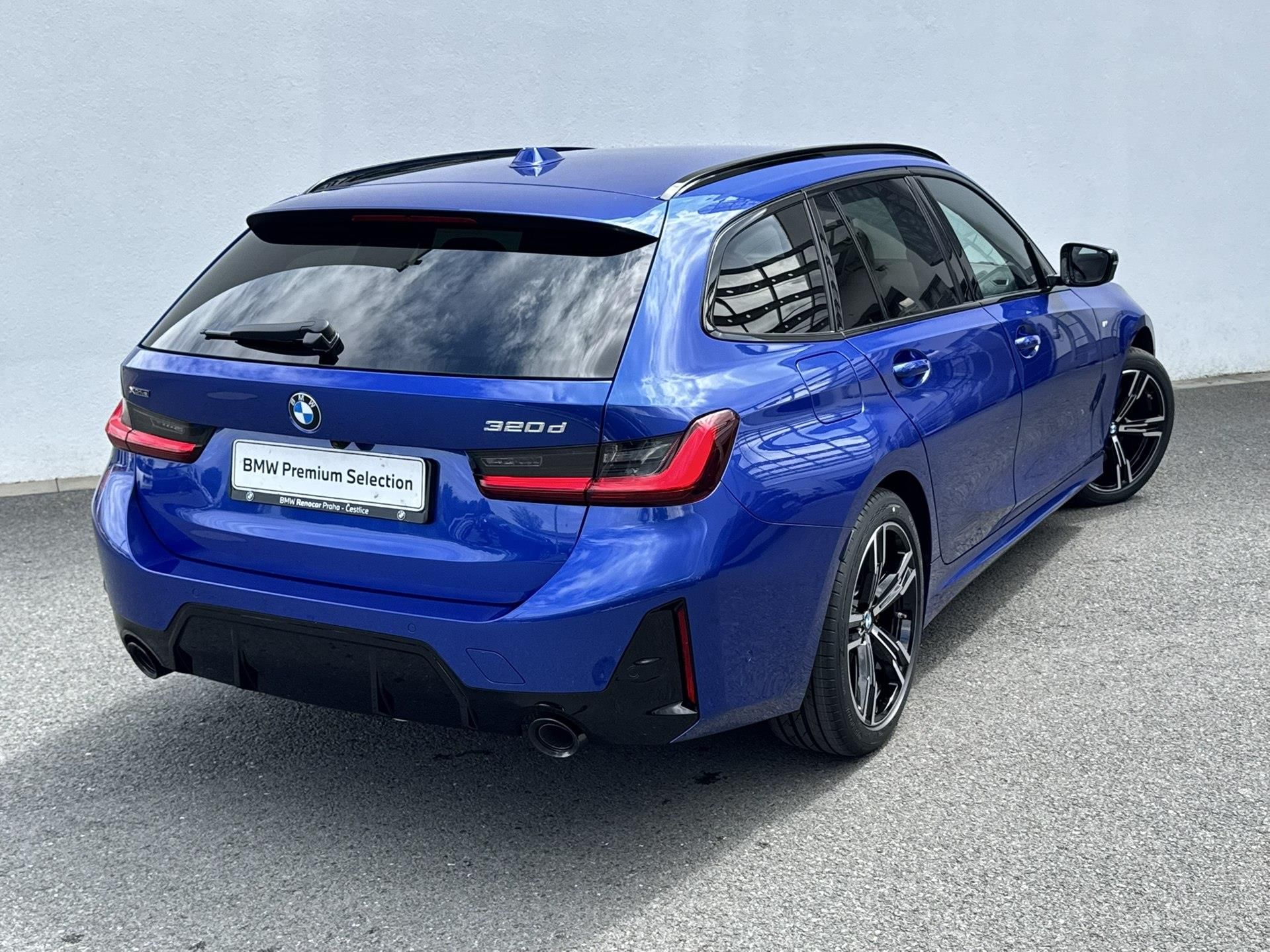 BMW Řada 3, 320d xDrive Touring - fotka 2