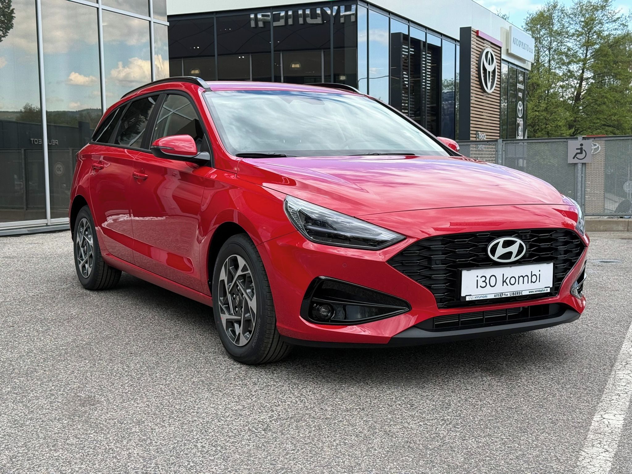 Hyundai i30, 1,0 T-GDi (85kW/115k) GO Czech