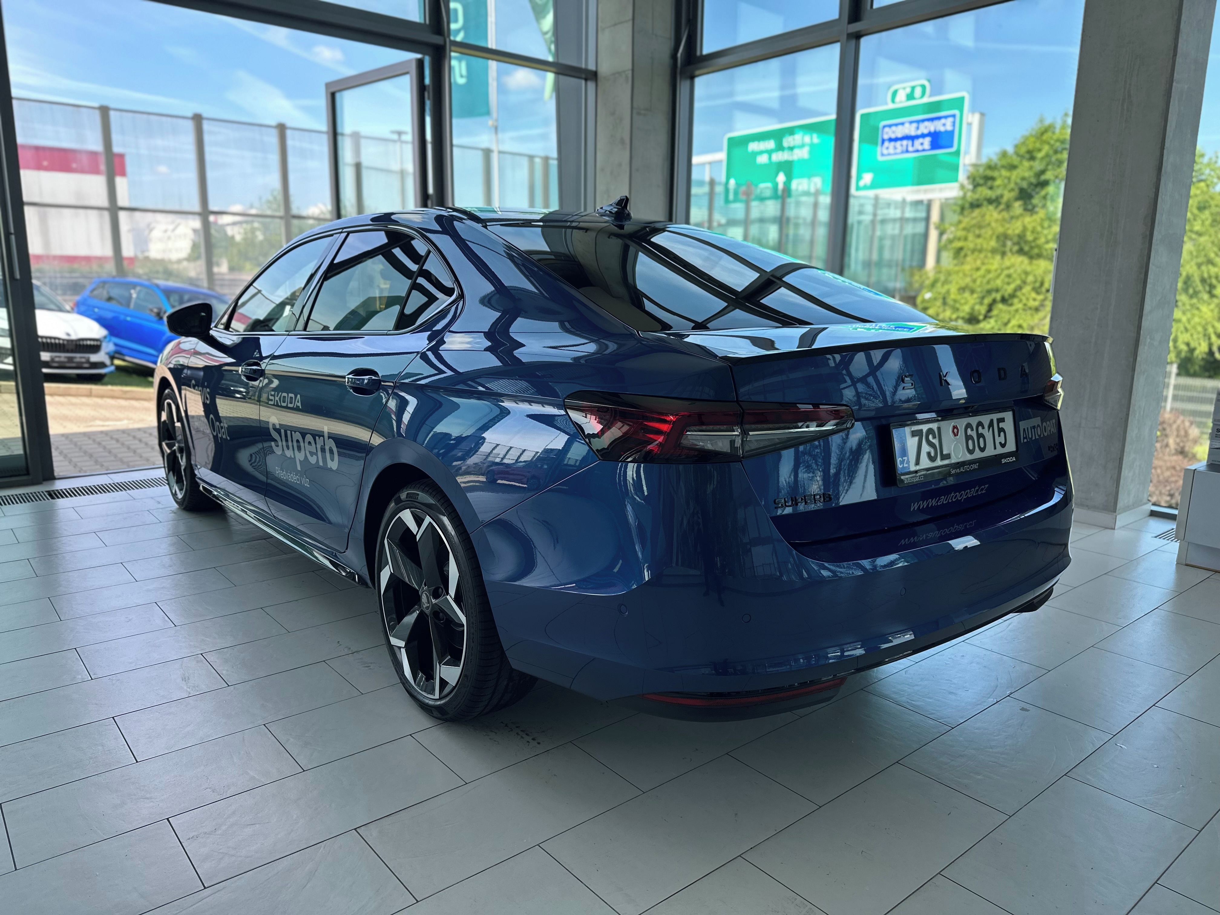 Škoda Superb, Sportline 2,0 TDI 142 kW 4x4 - fotka 5