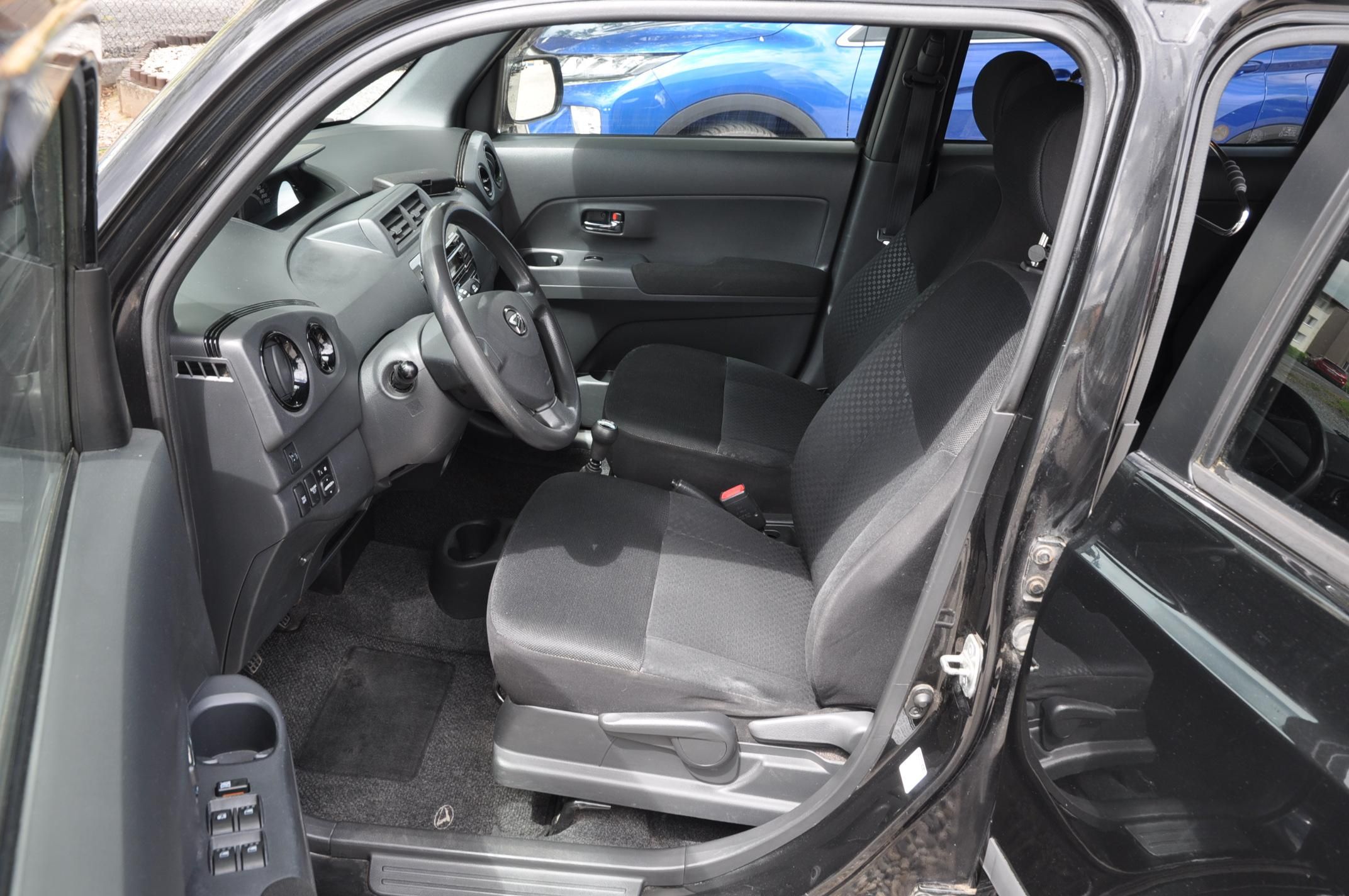 Daihatsu Materia, 1.5i 76kW - fotka 6