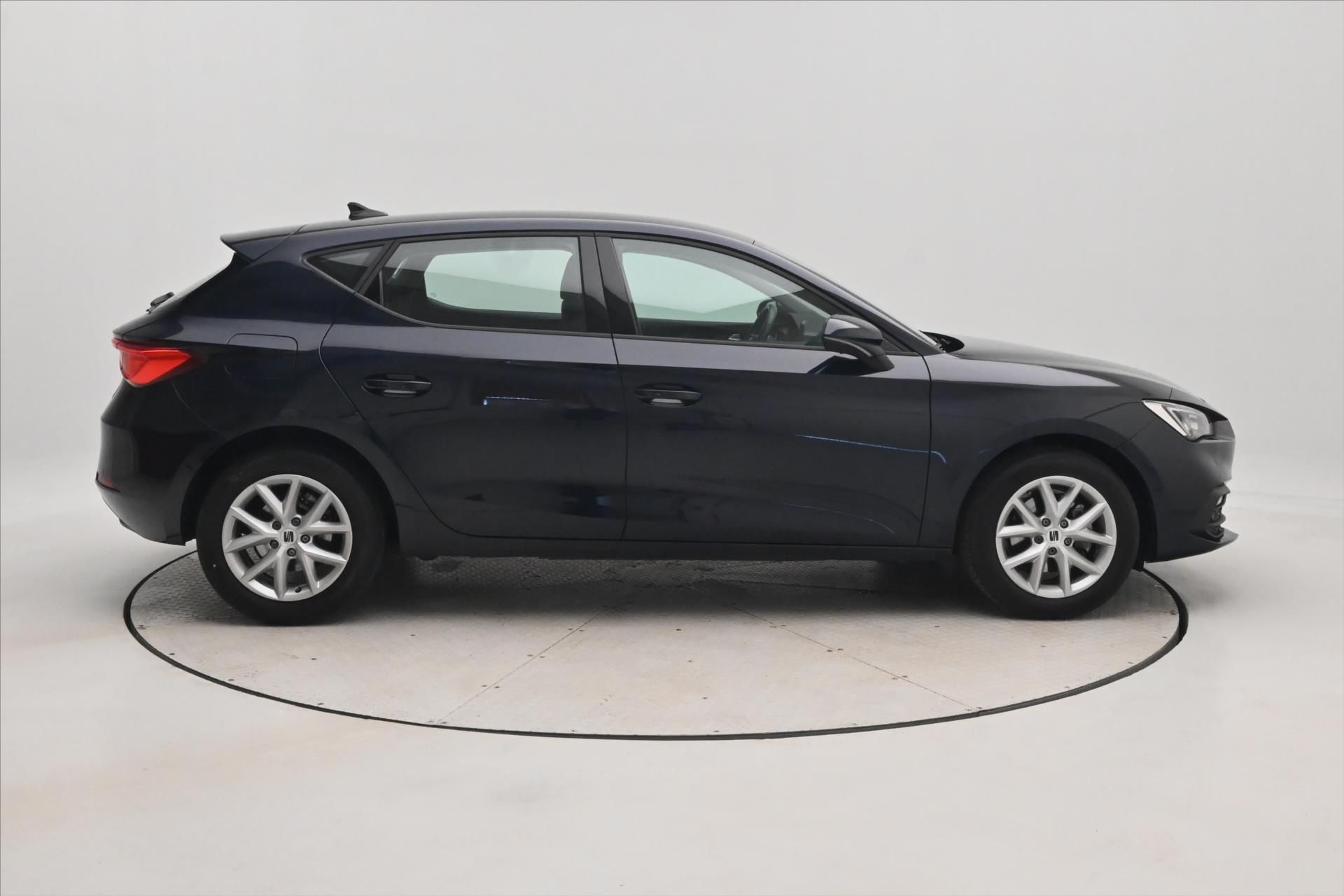 Seat Leon, 2,0 TDI 110kW DSG STYLE VŮZ PŘ - fotka 4