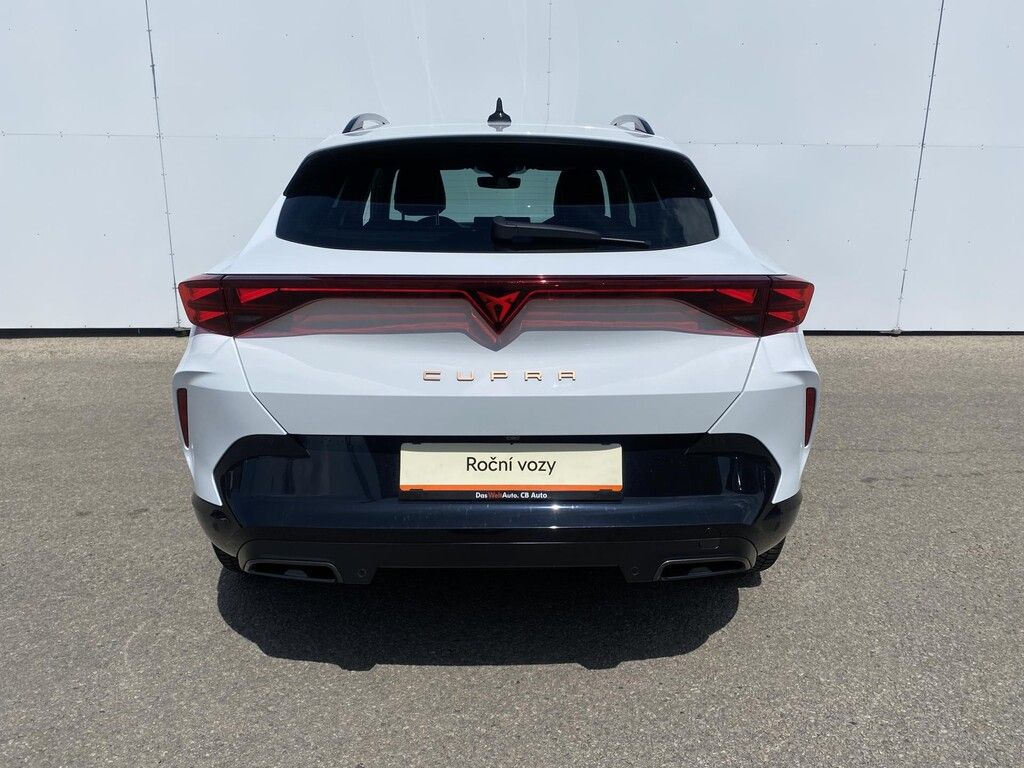 Cupra Formentor, 1,5 e-TSI 110 kW DSG - fotka 6