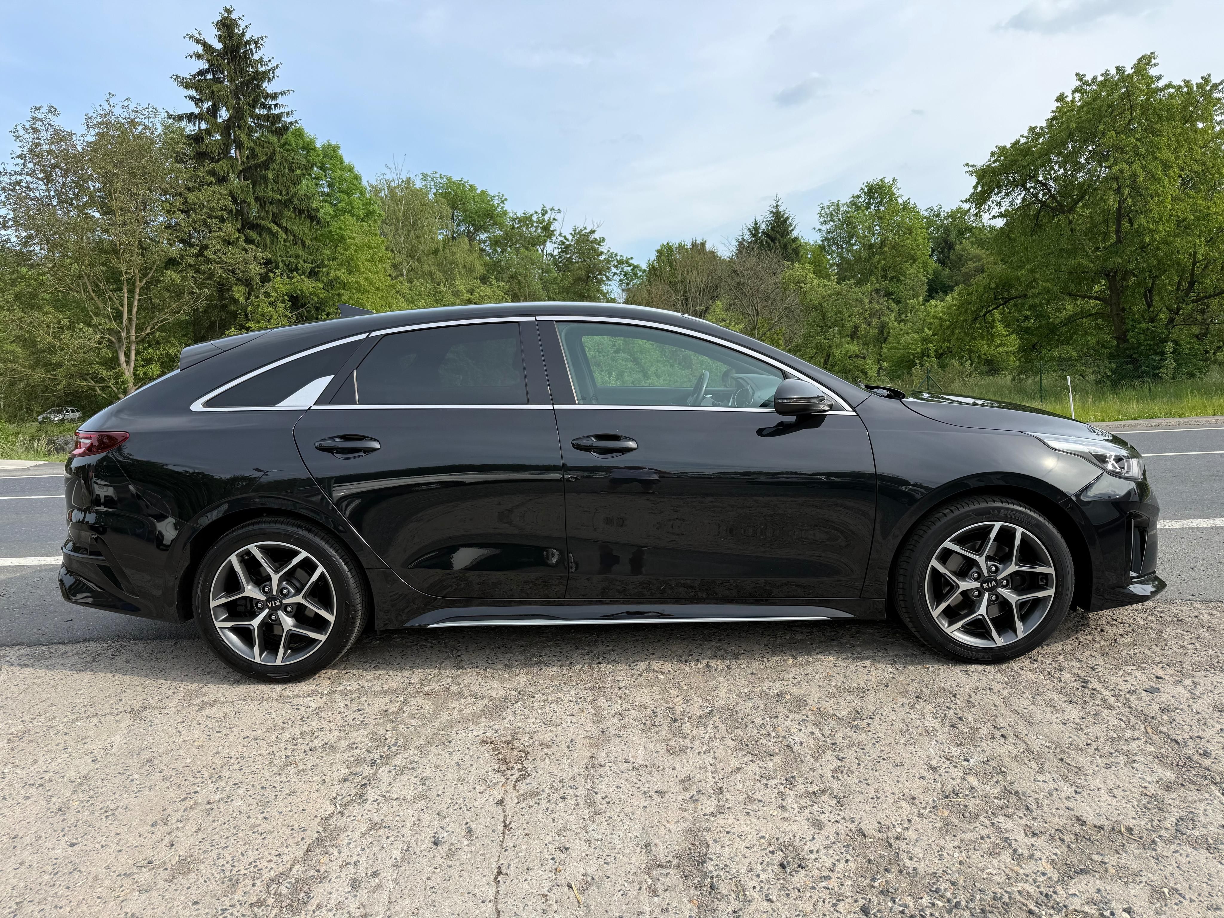 Kia ProCeed, 1.4T-GDi GT-line ČR - fotka 6