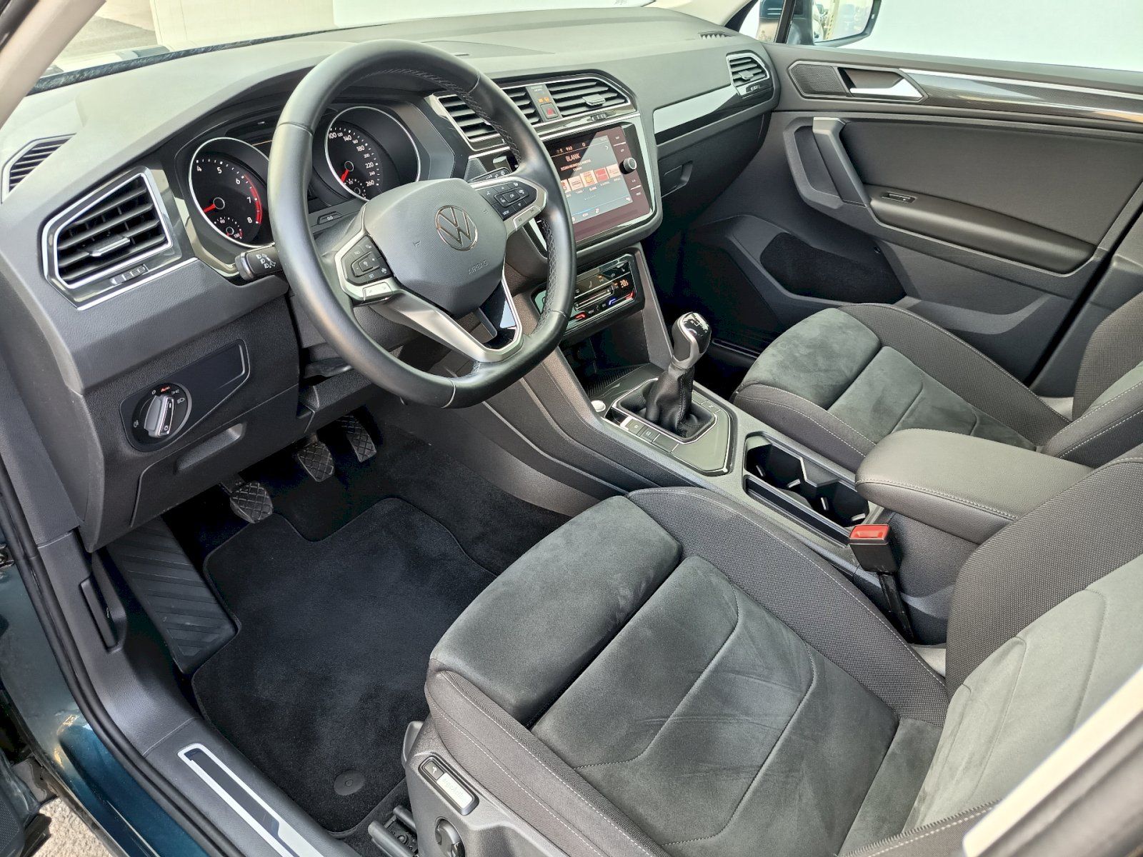 Volkswagen Tiguan, 1,5 TSI 110 KW LIFE - fotka 5