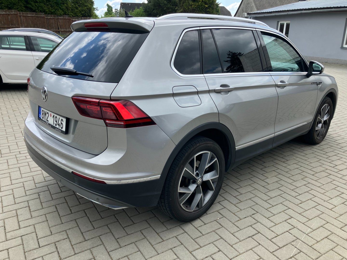 Volkswagen Tiguan, 2.0TDI 176kW DSG 4X4 HIGHLINE - fotka 4