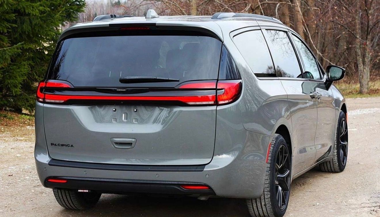 Chrysler Pacifica, 3.6L Touring L - fotka 4