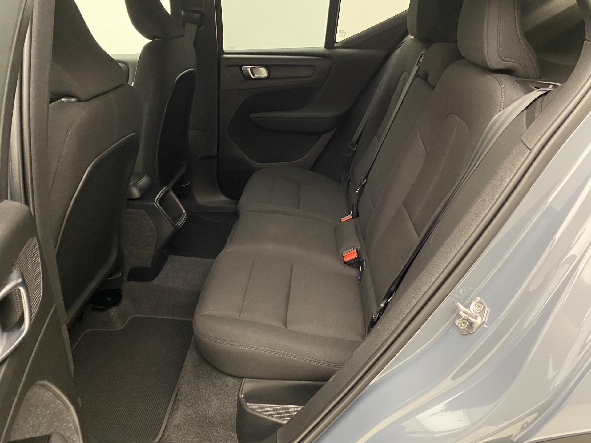 Volvo XC40, T2 KINETIC AUT - fotka 5